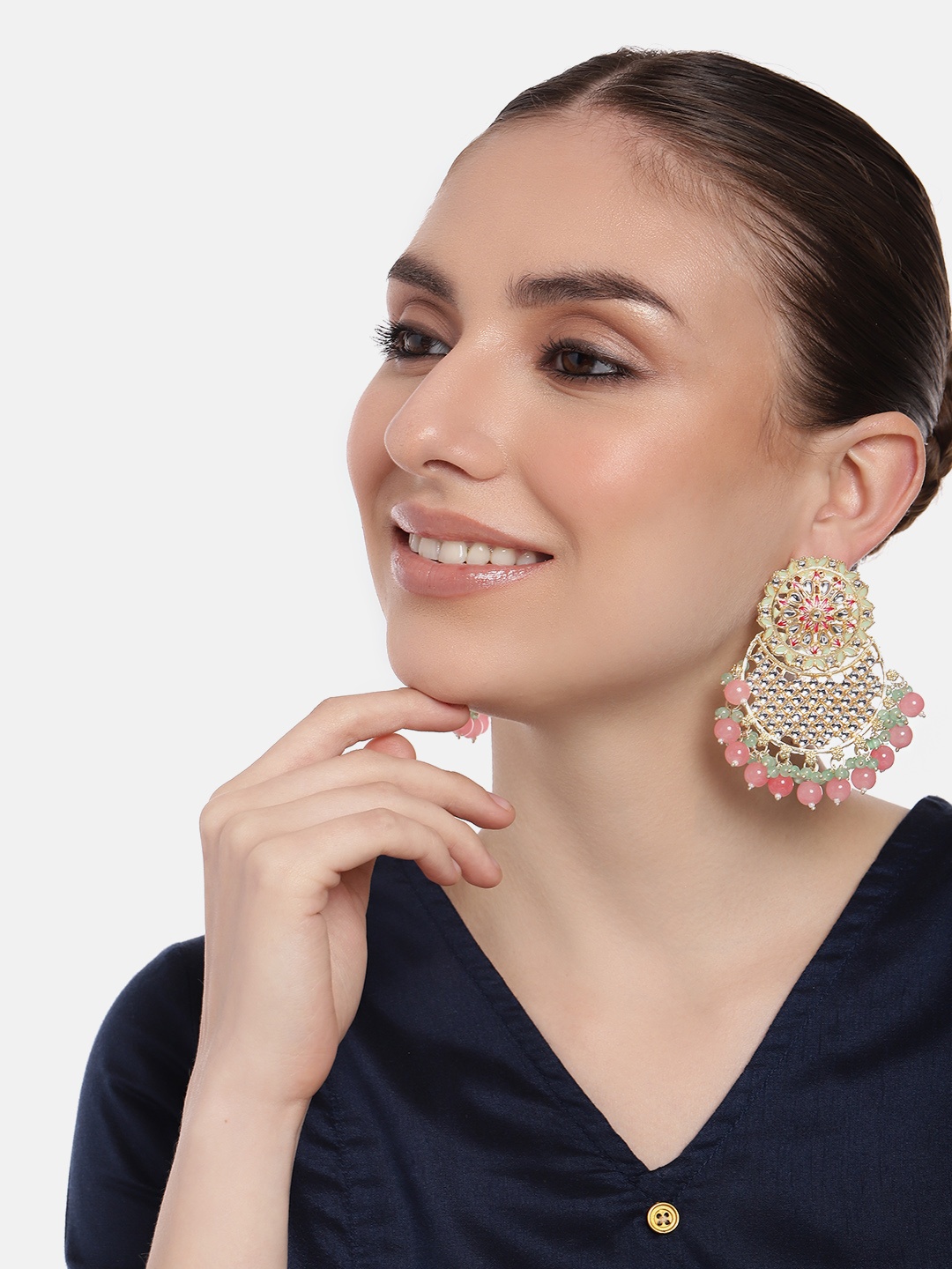 

Estele Gold-Plated Teardrop Shaped Kundan Chandbalis