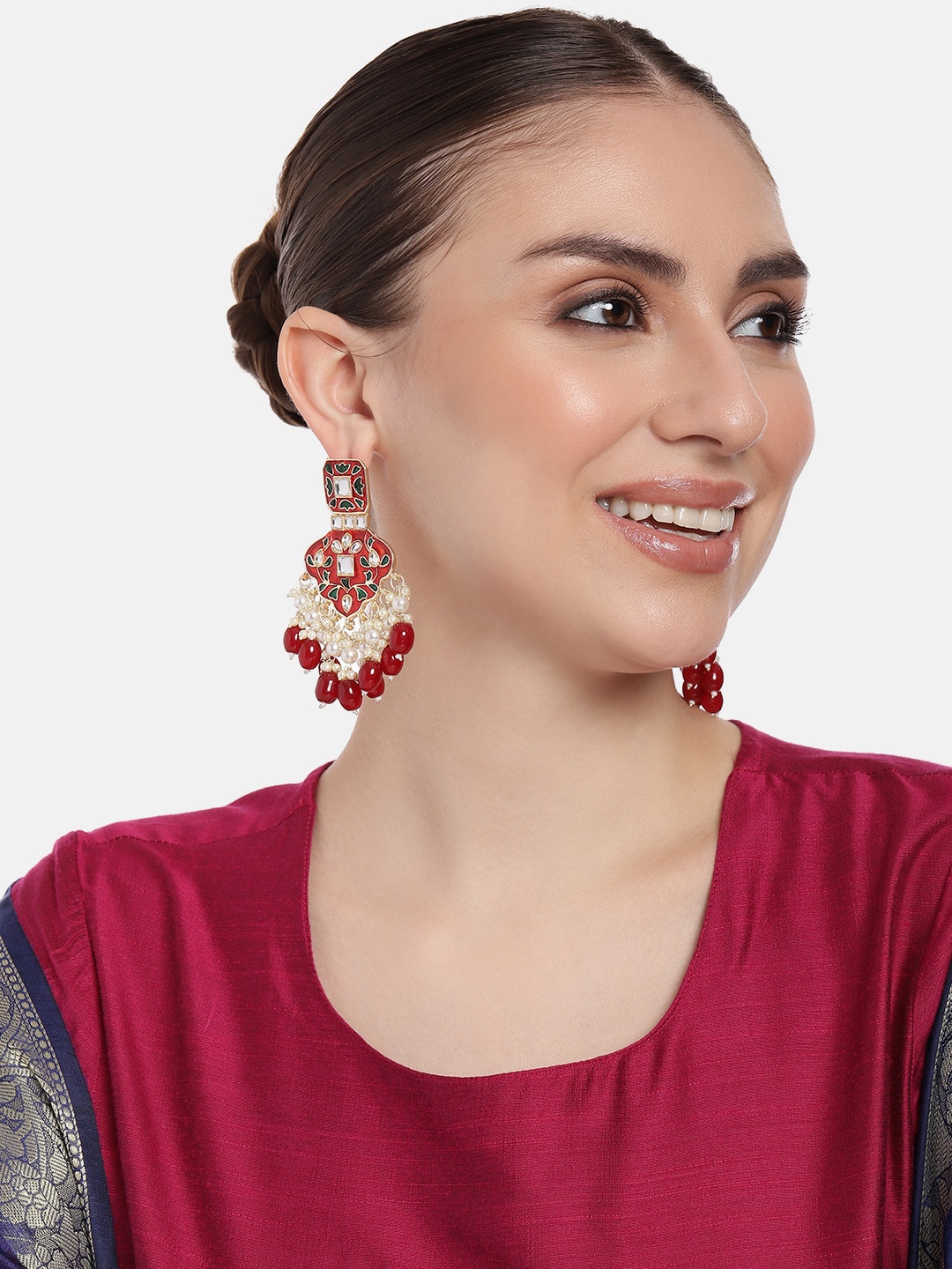 

Estele Gold-Plated Teardrop Shaped Artificial Beads Chandbalis