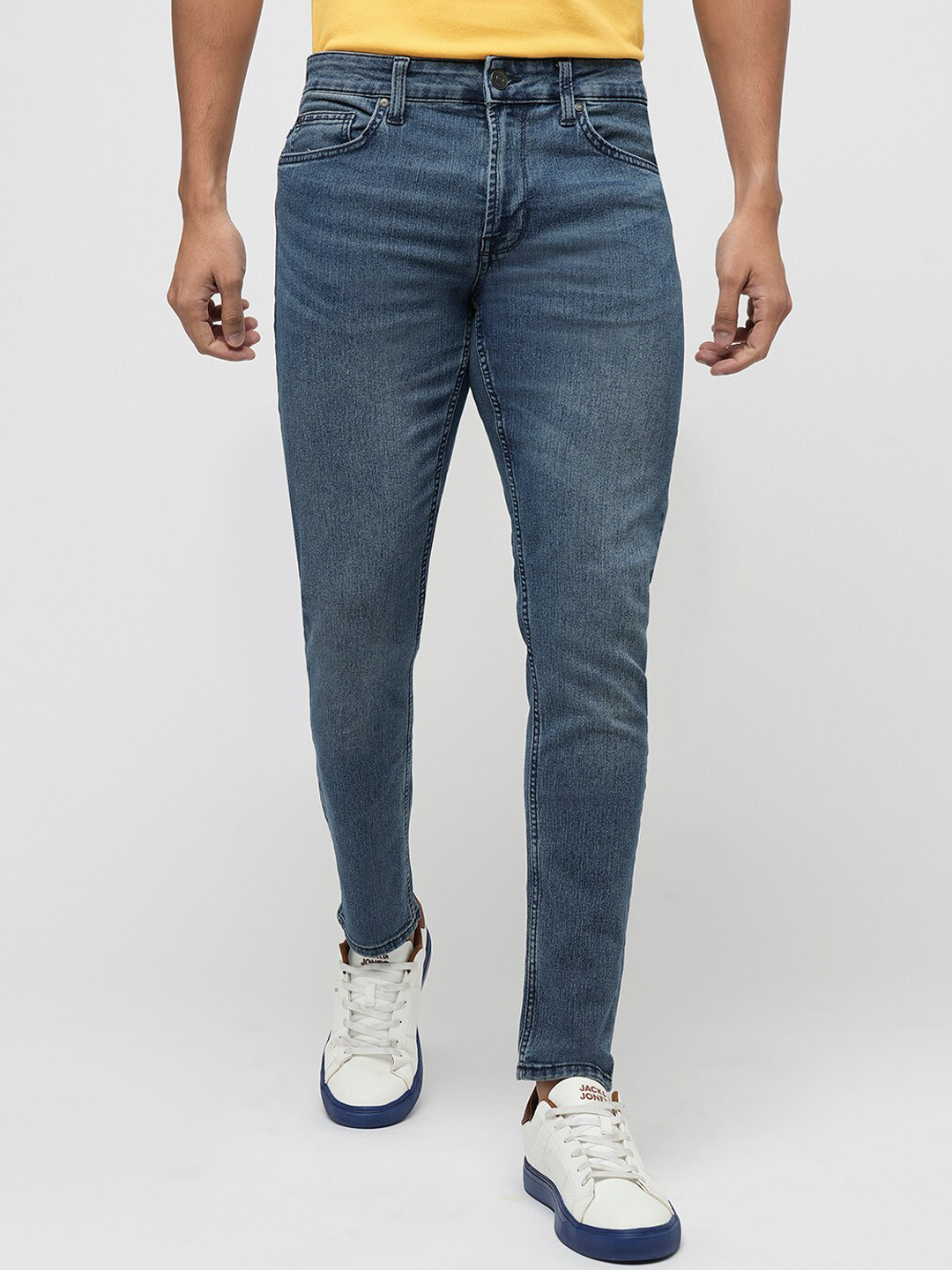 

Jack & Jones Men Slim Fit Light Fade Clean Look Stretchable Jeans, Blue