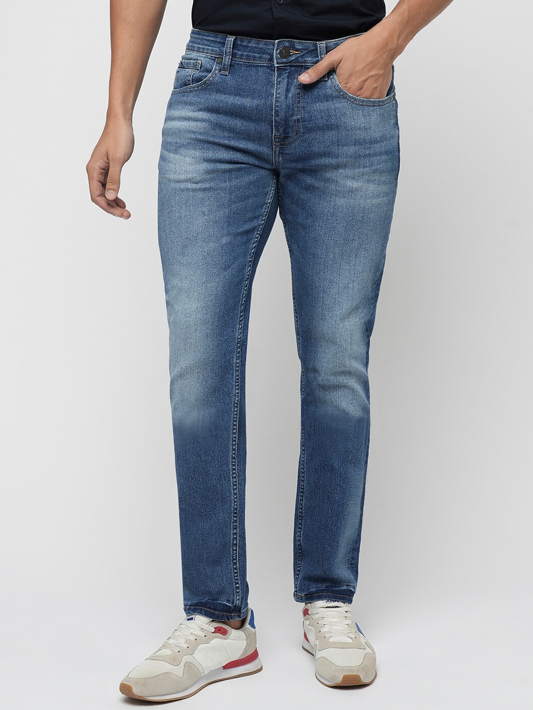

Jack & Jones Men Blue Slim Fit Light Fade Comfort Stretchable Jeans