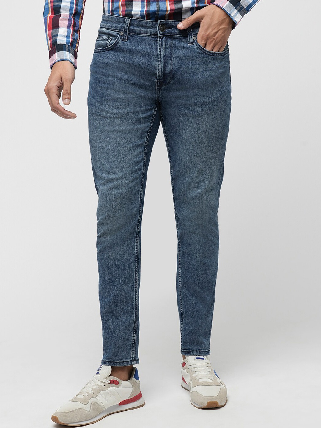 

Jack & Jones Men Slim Fit Light Fade Comfort Stretchable Jeans, Blue