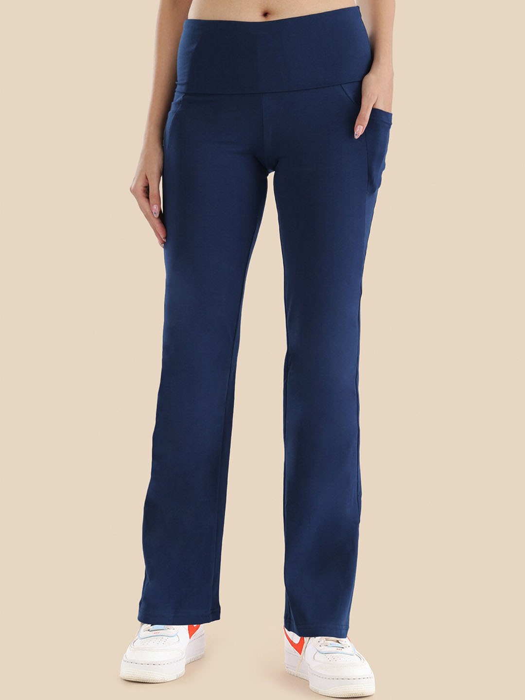 

Nite Flite Women Relaxed Fit Yoga Track Pants, Navy blue