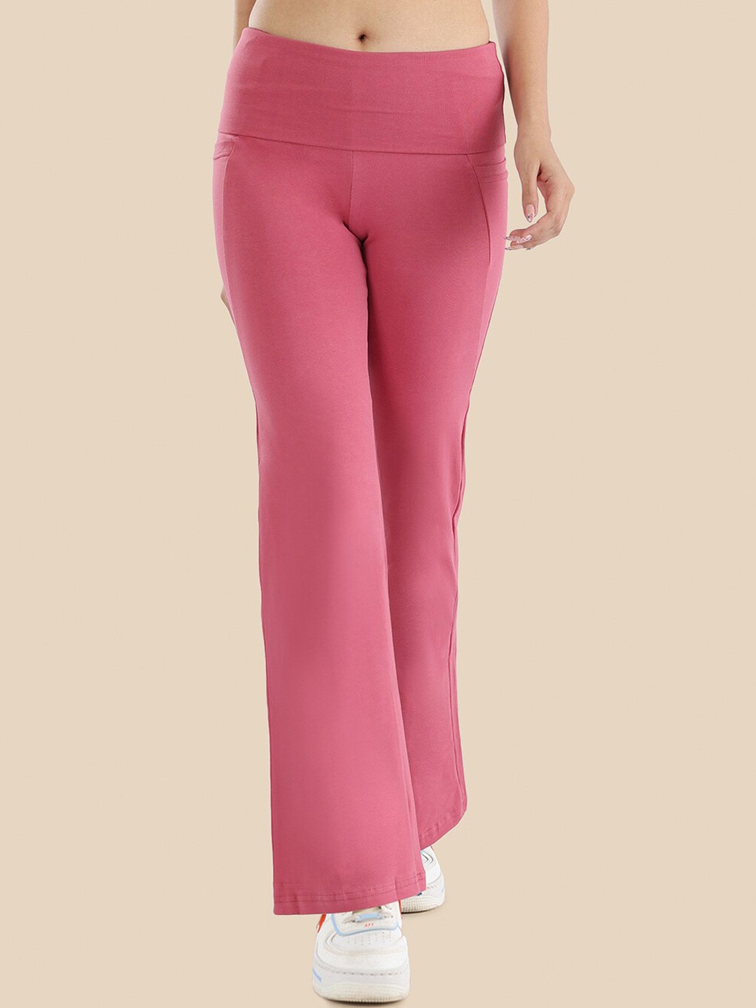 

Nite Flite Ankle Length Yoga Bootcut Track Pant, Pink
