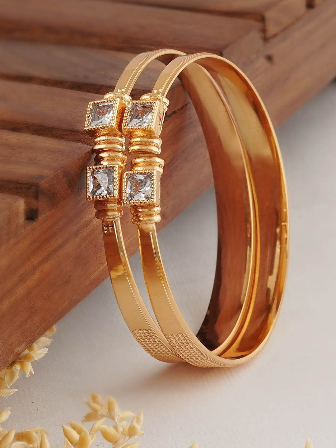 

MANSIYAORANGE Set Of 2 Gold Plated AD Studded Bangles