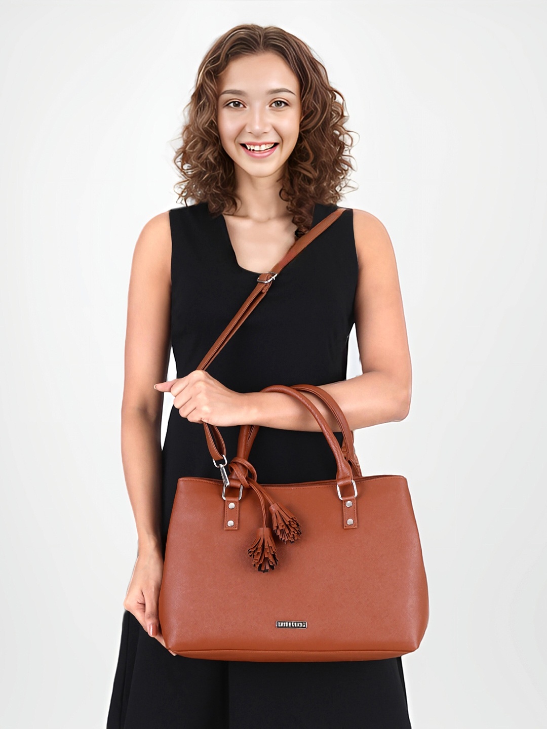

Toteteca PU Shoulder Bag, Tan