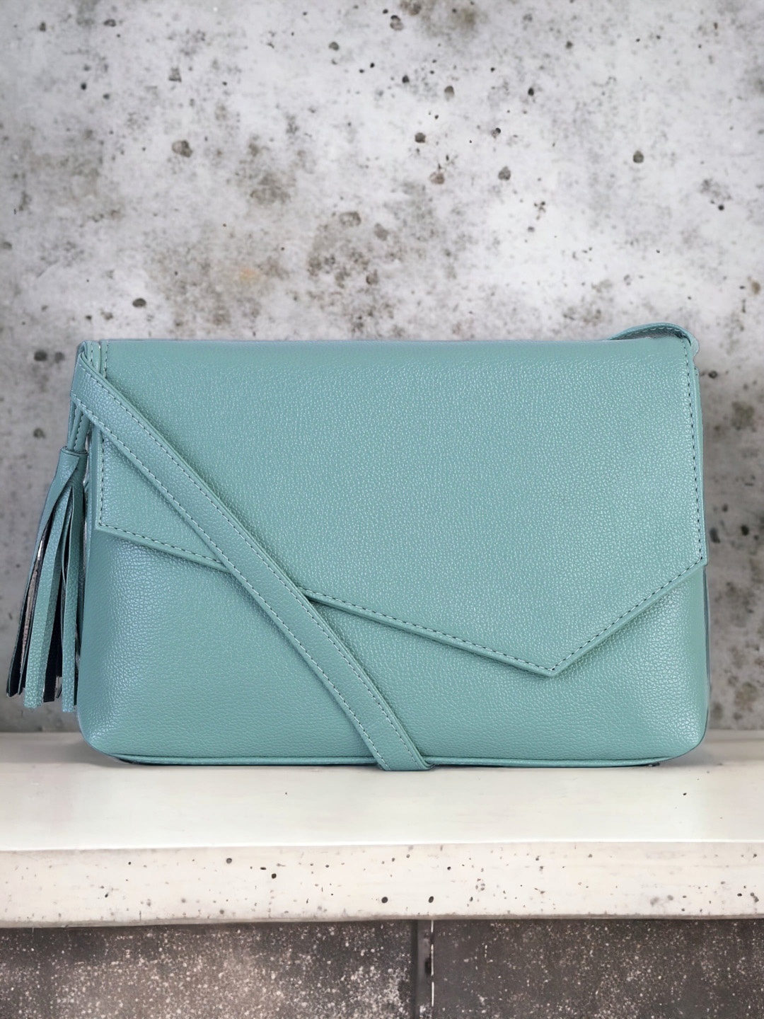 

Toteteca Structured Sling Bag, Green