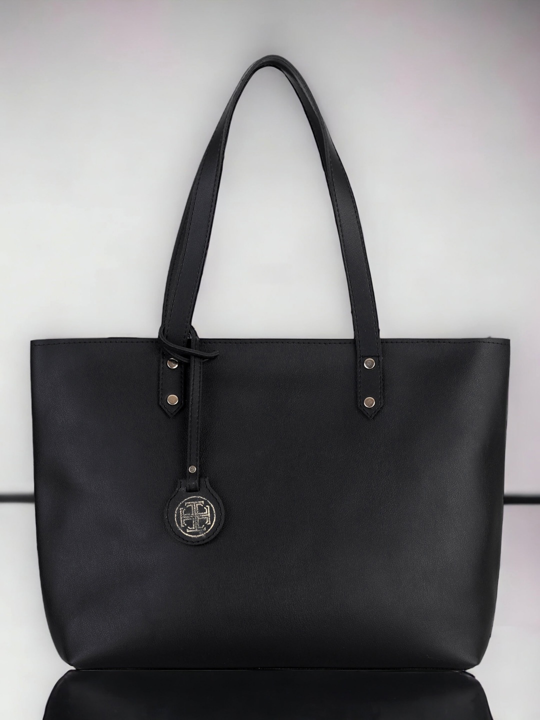 

Toteteca Structured Shoulder Bag, Black