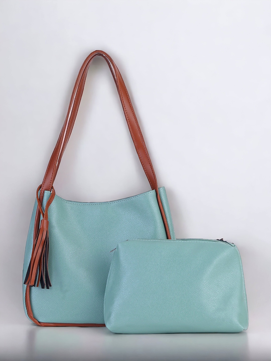 

Toteteca Shopper Sling Bag With Tasselled, Green