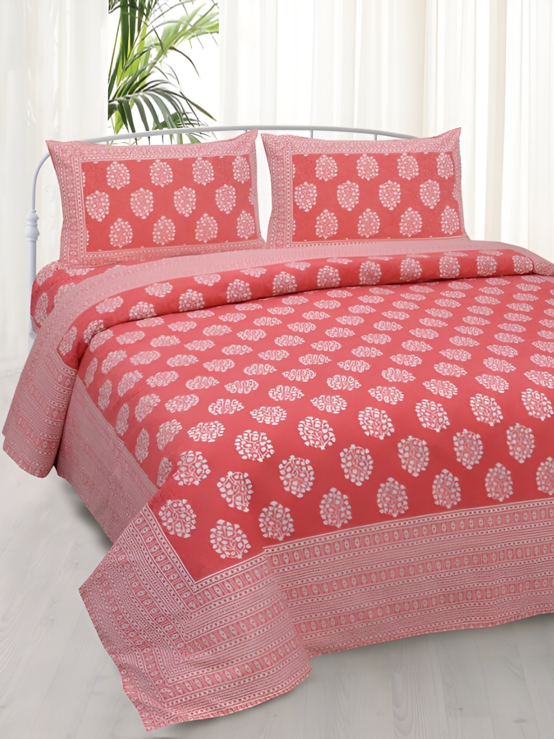 

DIGITRENDZZ Red Floral Cotton 240 TC King Bedsheet with 2 Pillow Covers