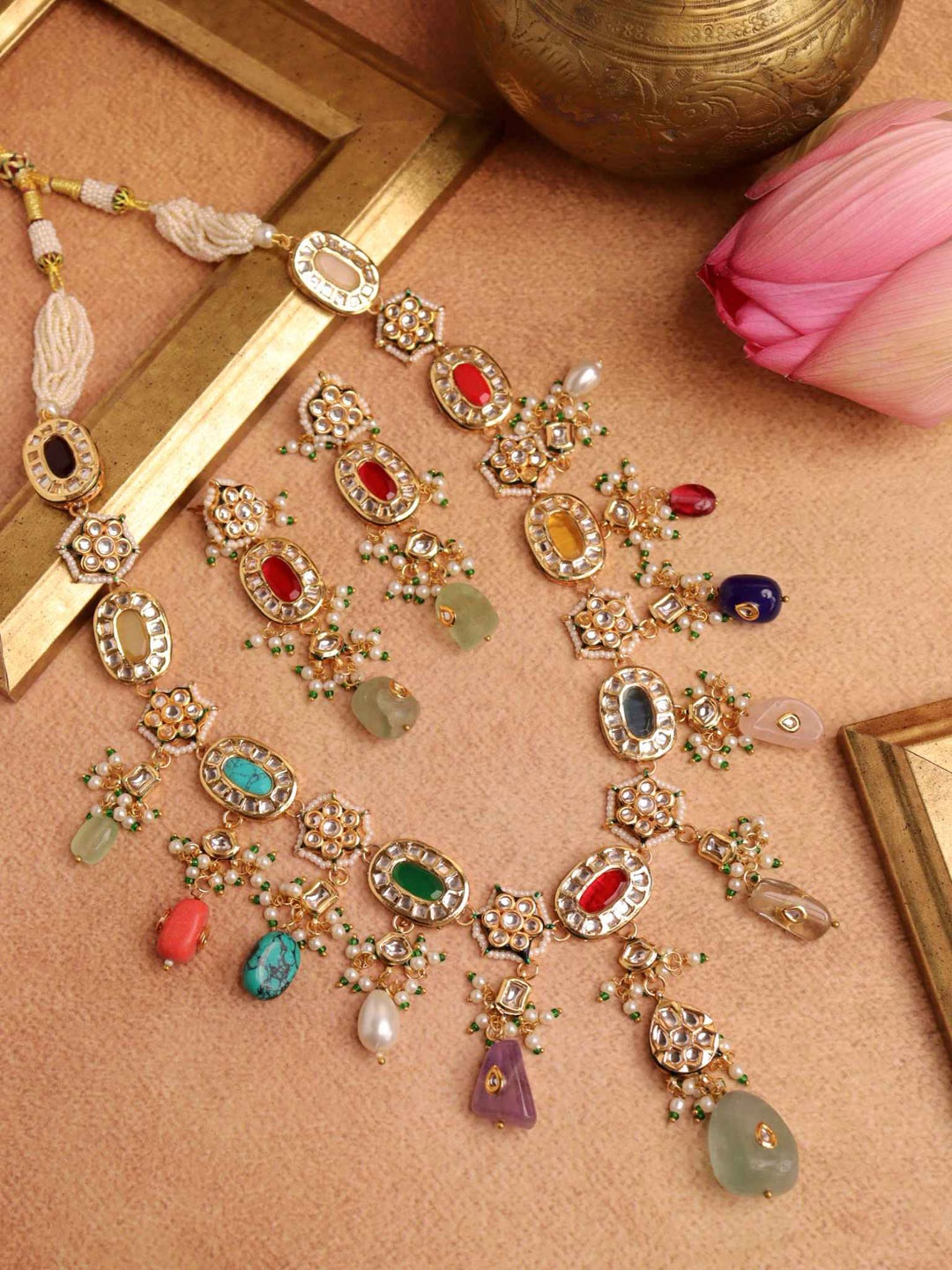 

CURIO COTTAGE Gold-Plated Kundan Stone Studded & Pearl Beaded Jewellery Set