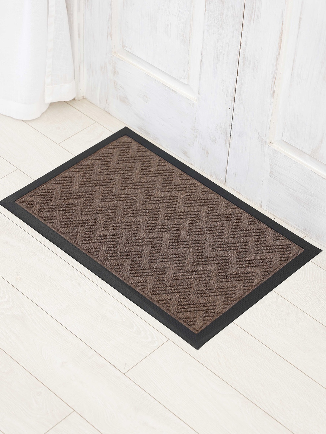 

Ariana Brown Self-Design Anti-Skid Doormat