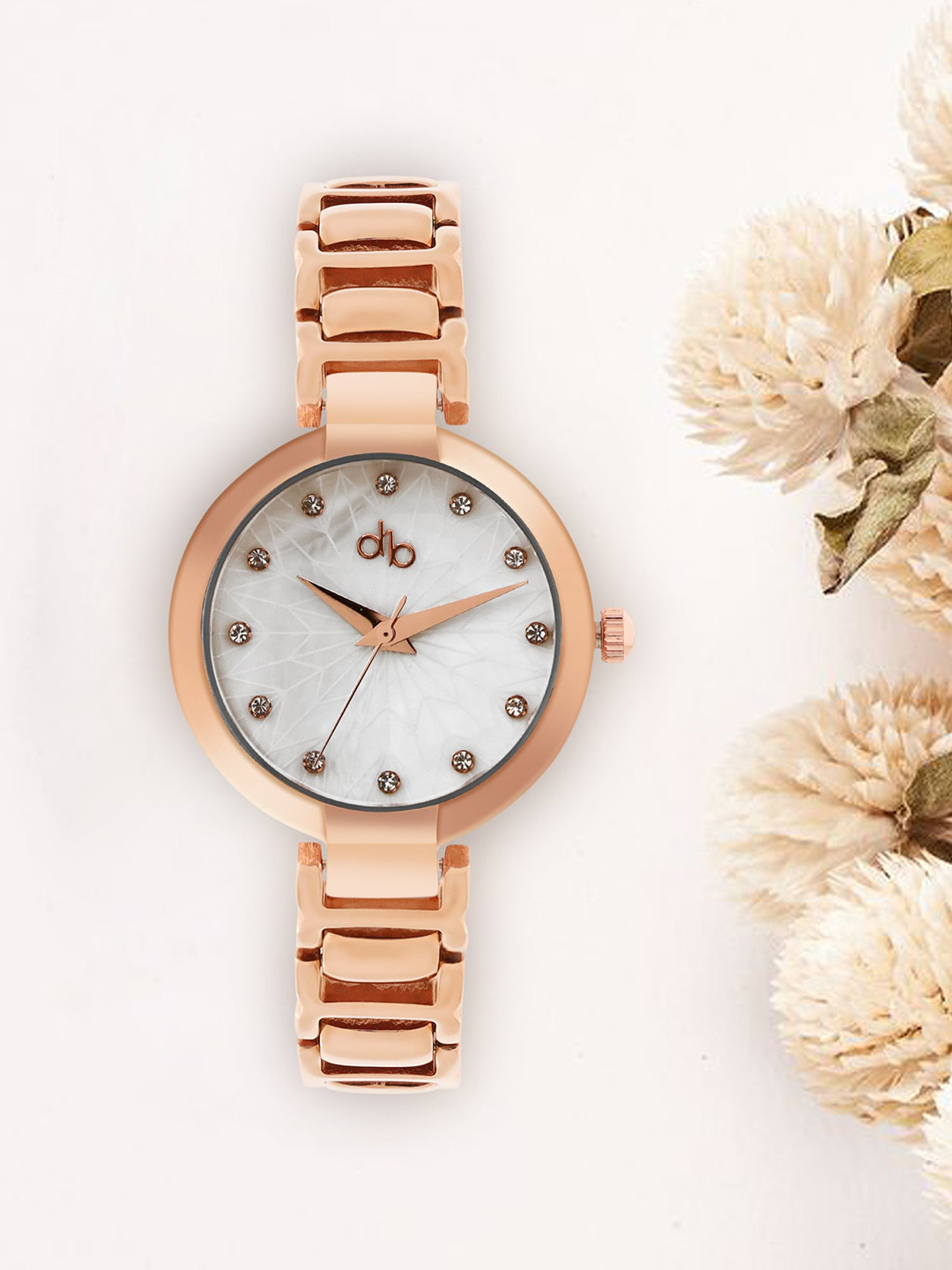 

DressBerry Women Silver-Toned Embellished Dial & Metal Straps Analogue Watch DB23-4A