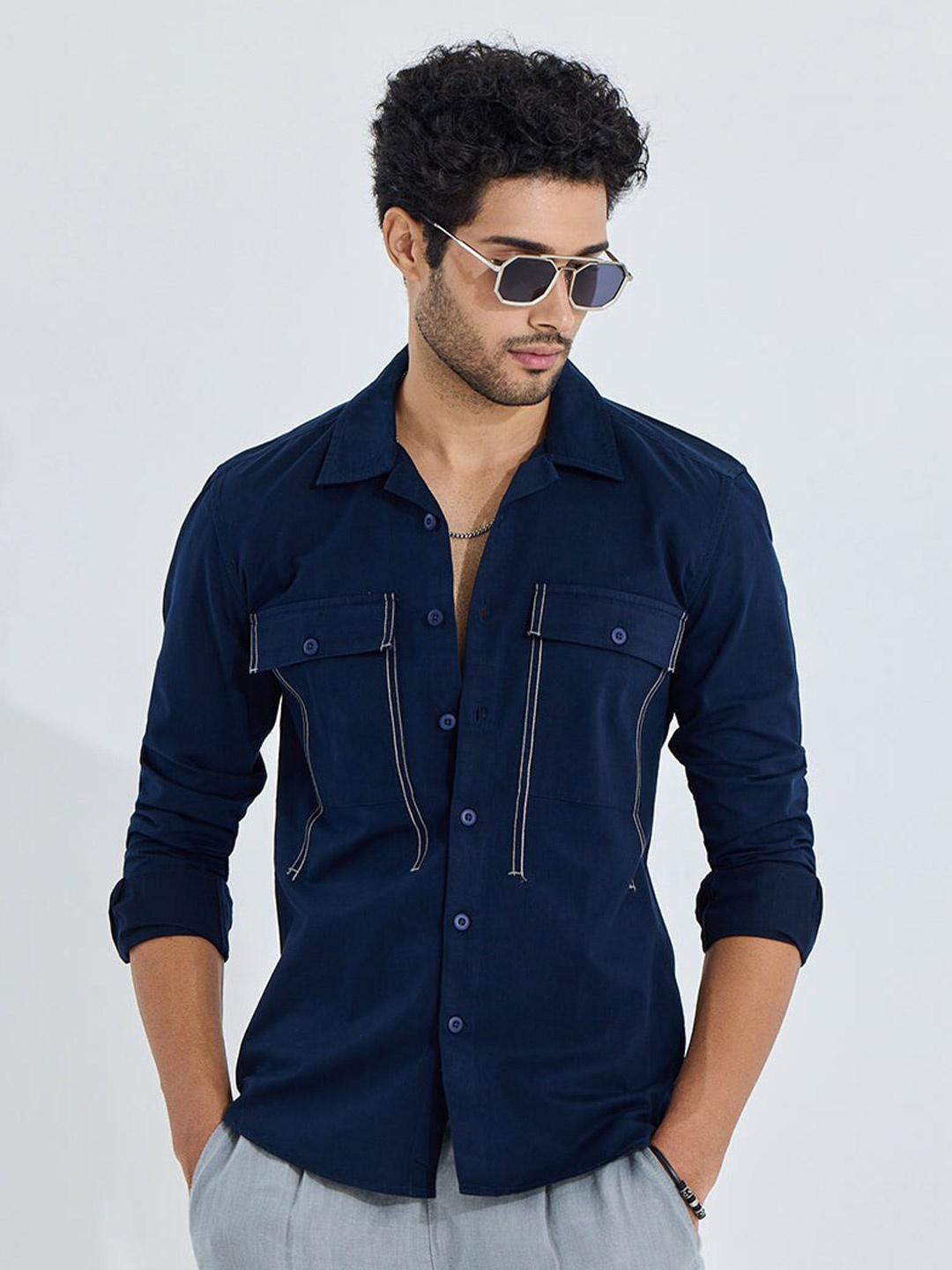 

Snitch Navy Blue Classic Slim Fit Pure Cotton Casual Shirt