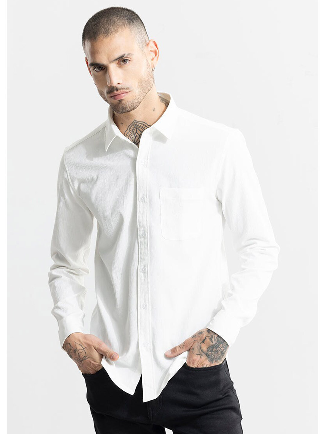 

Snitch Black Classic Slim Fit Self Design Spread Collar Casual Shirt, White