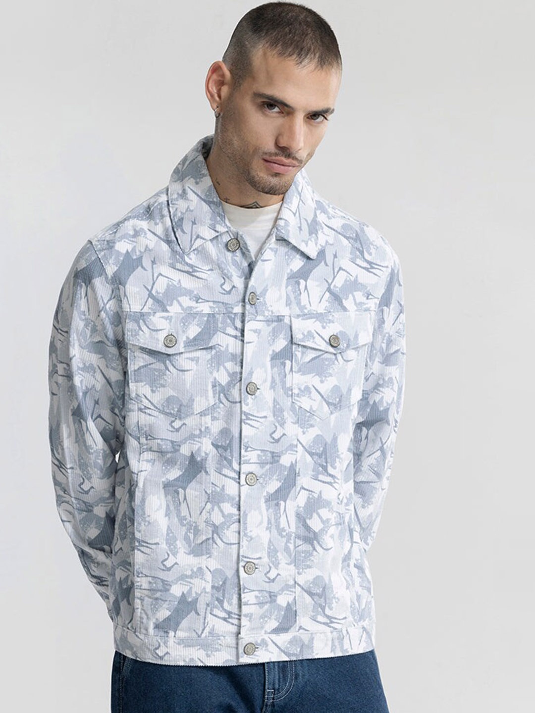 

Snitch Blue & White Abstract Printed Spread Collar Shaket