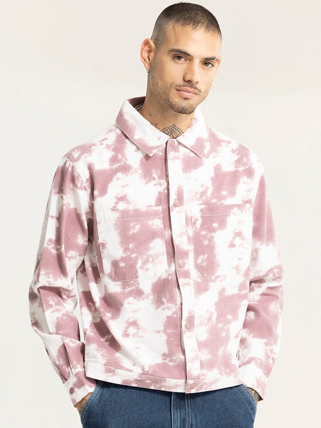 

Snitch Purple & White Abstract Printed Spread Collar Shaket