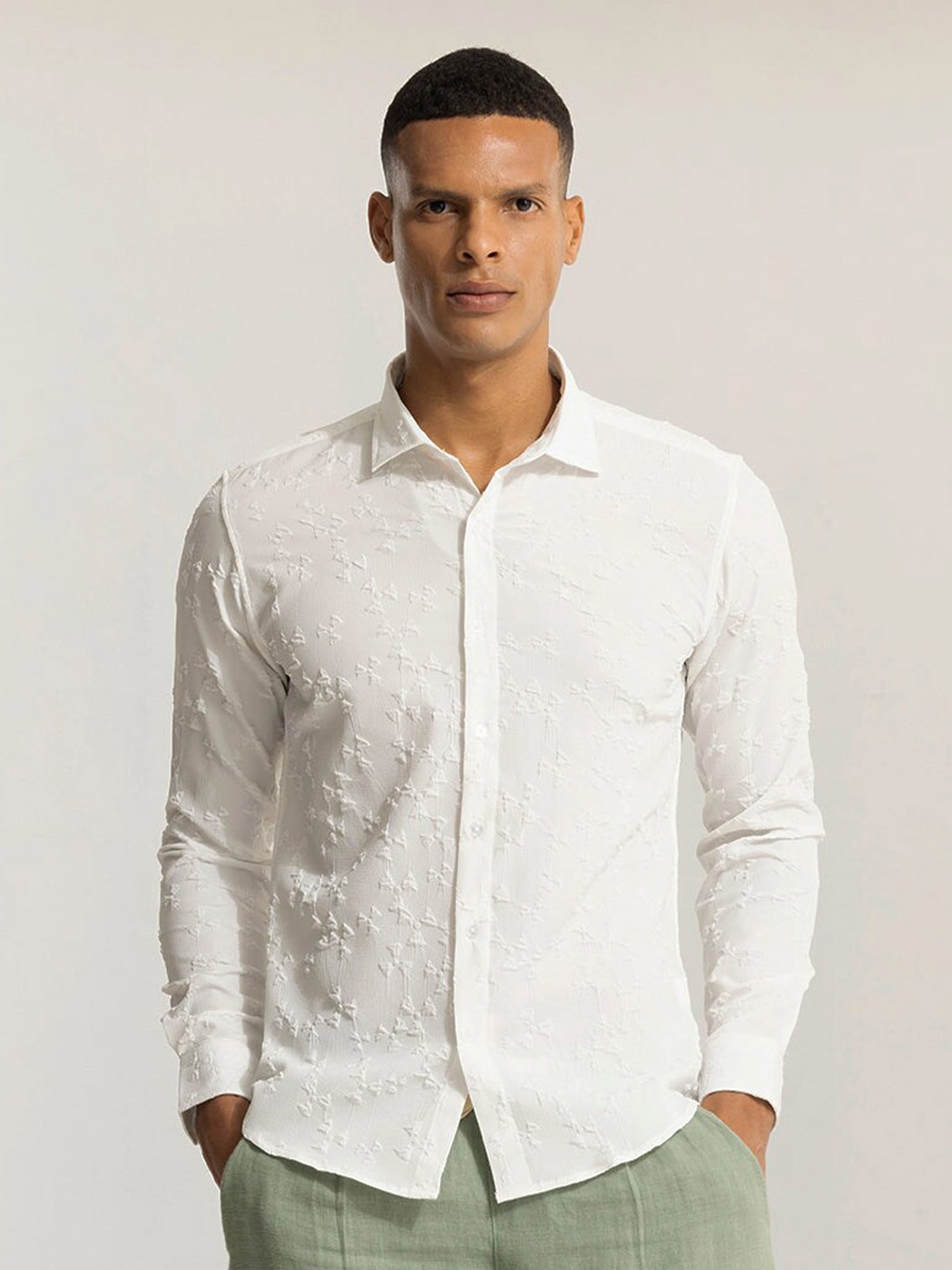 

Snitch White Classic Slim Fit Self Design Casual Shirt