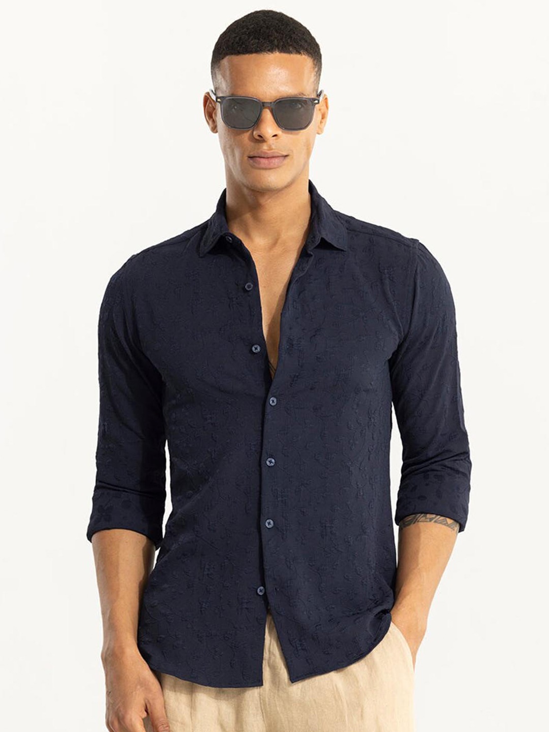 

Snitch Navy Blue Floral Self Design Classic Slim Fit Casual Shirt