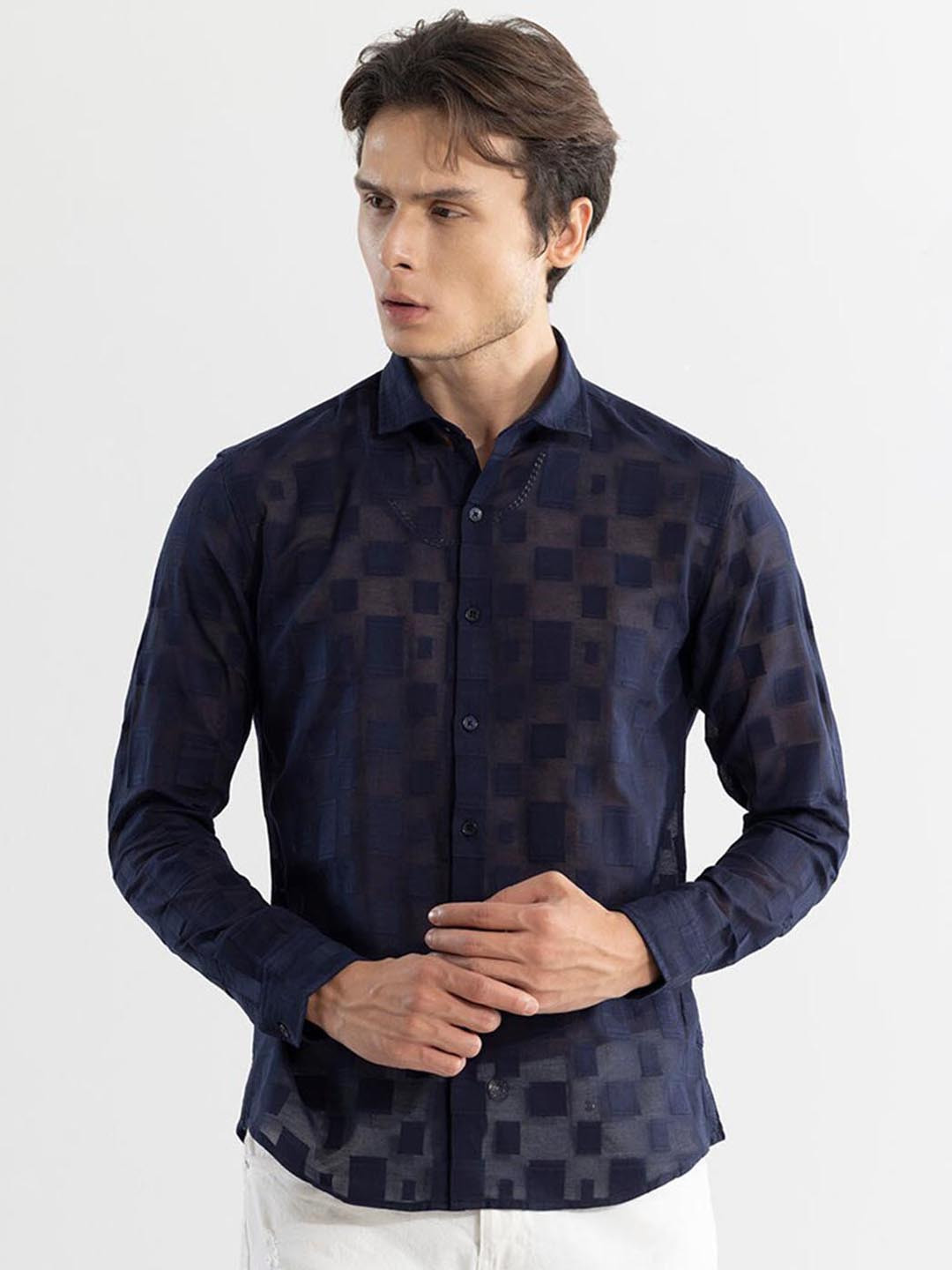 

Snitch Navy Blue Classic Slim Fit Self Design Semi Sheer Pure Cotton Casual Shirt