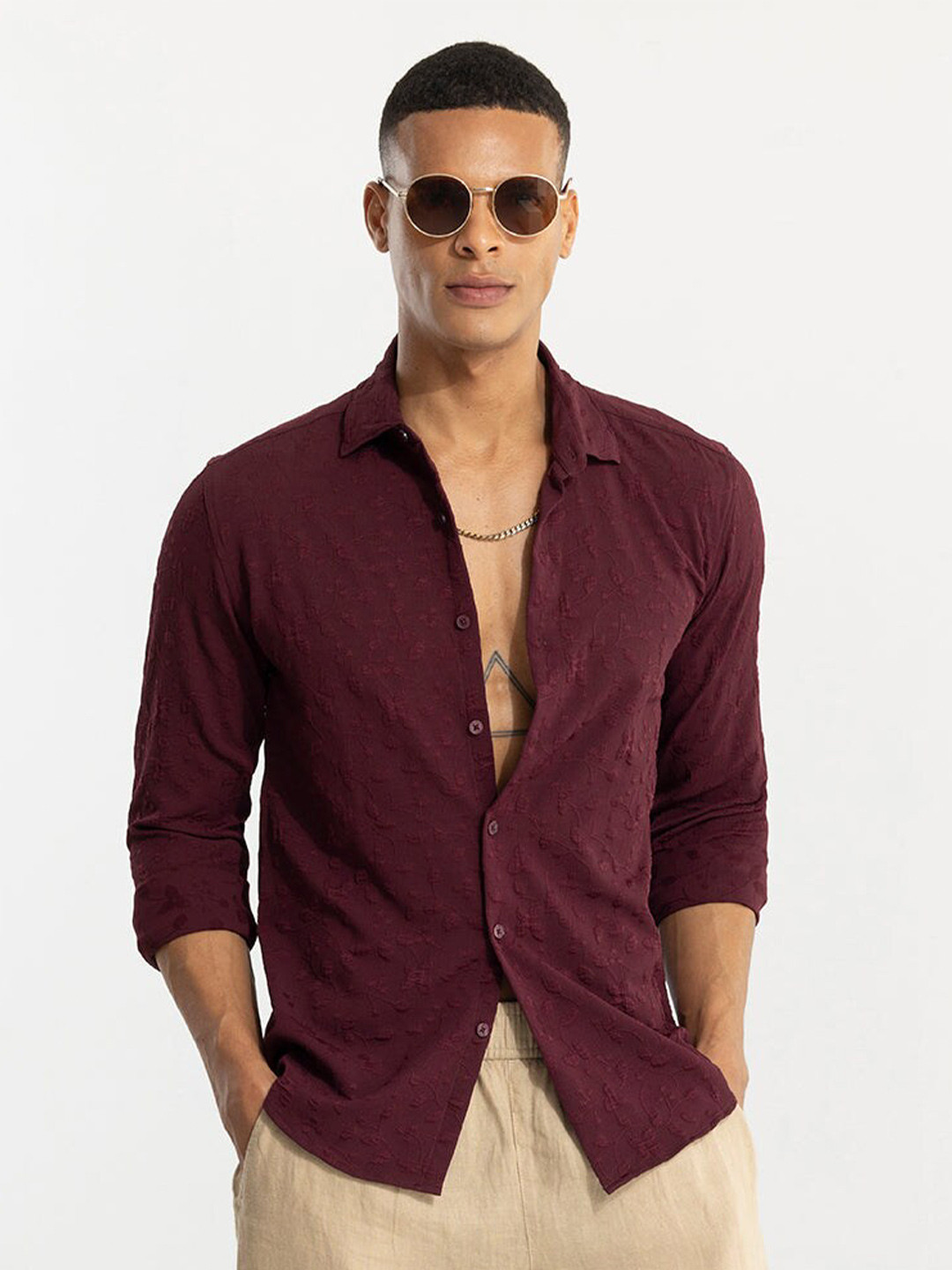 

Snitch Maroon Classic Slim Fit Spread Collar Long Sleeve Casual Shirt