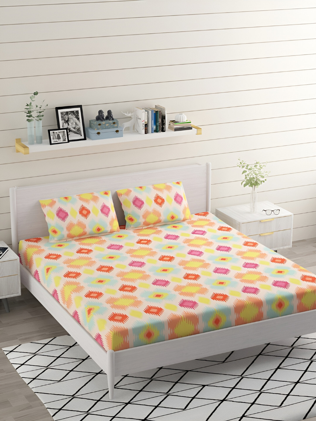 

Bromwick Beige & Yellow Graphic Cooton 210 TC Queen Bedsheet with 2 Pillow Covers