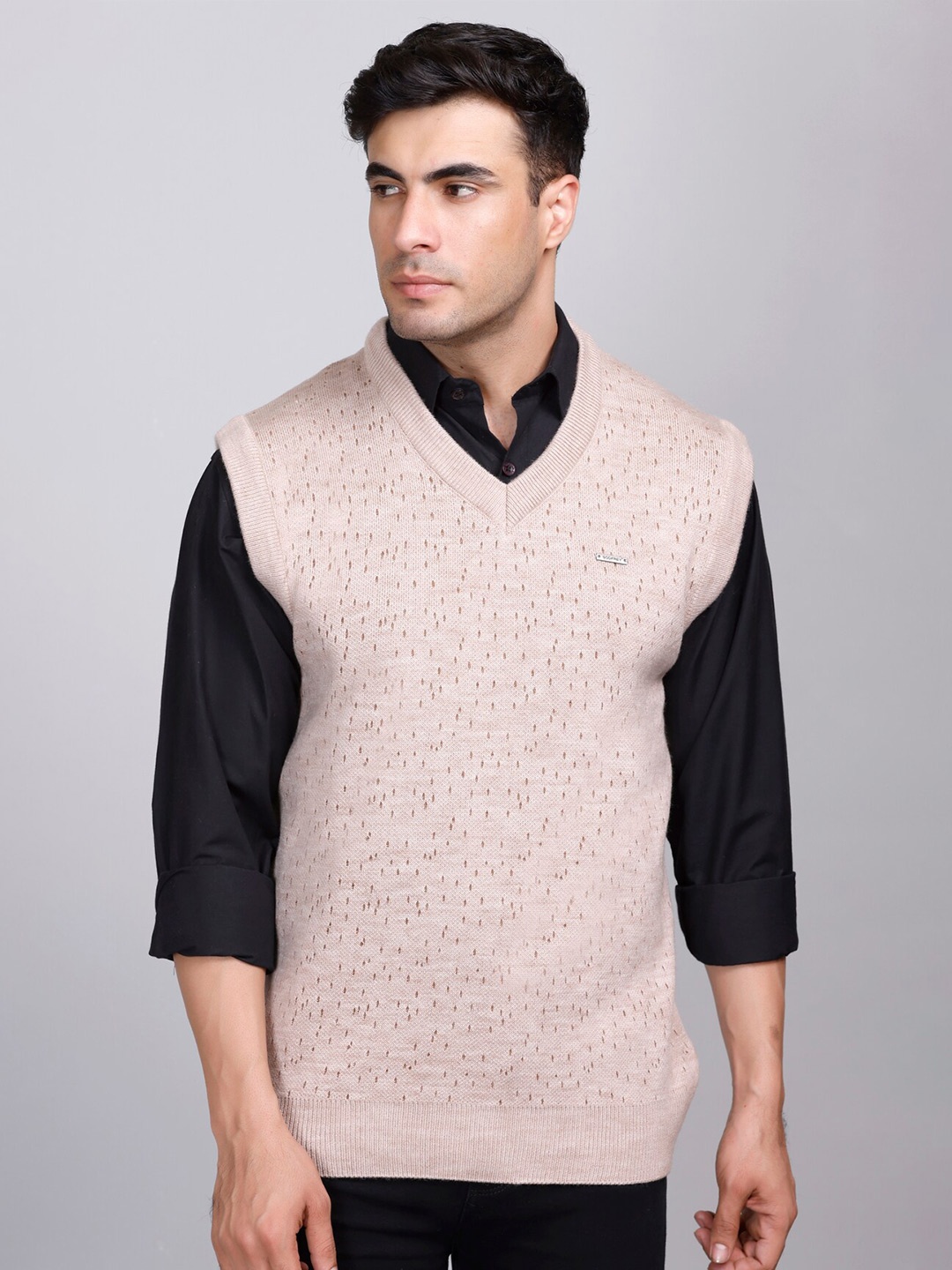 

GODFREY Geometric Self Design V-Neck Sleeveless Woollen Sweater Vest, Pink