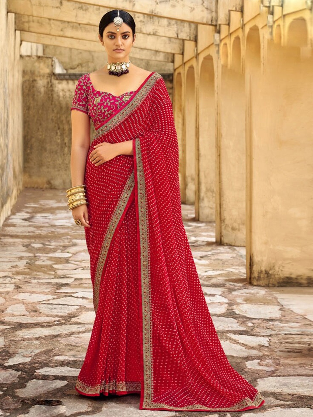 

Ariya Prints Bandhani Printed Embroidered Pure Georgette Bandhani Saree, Red
