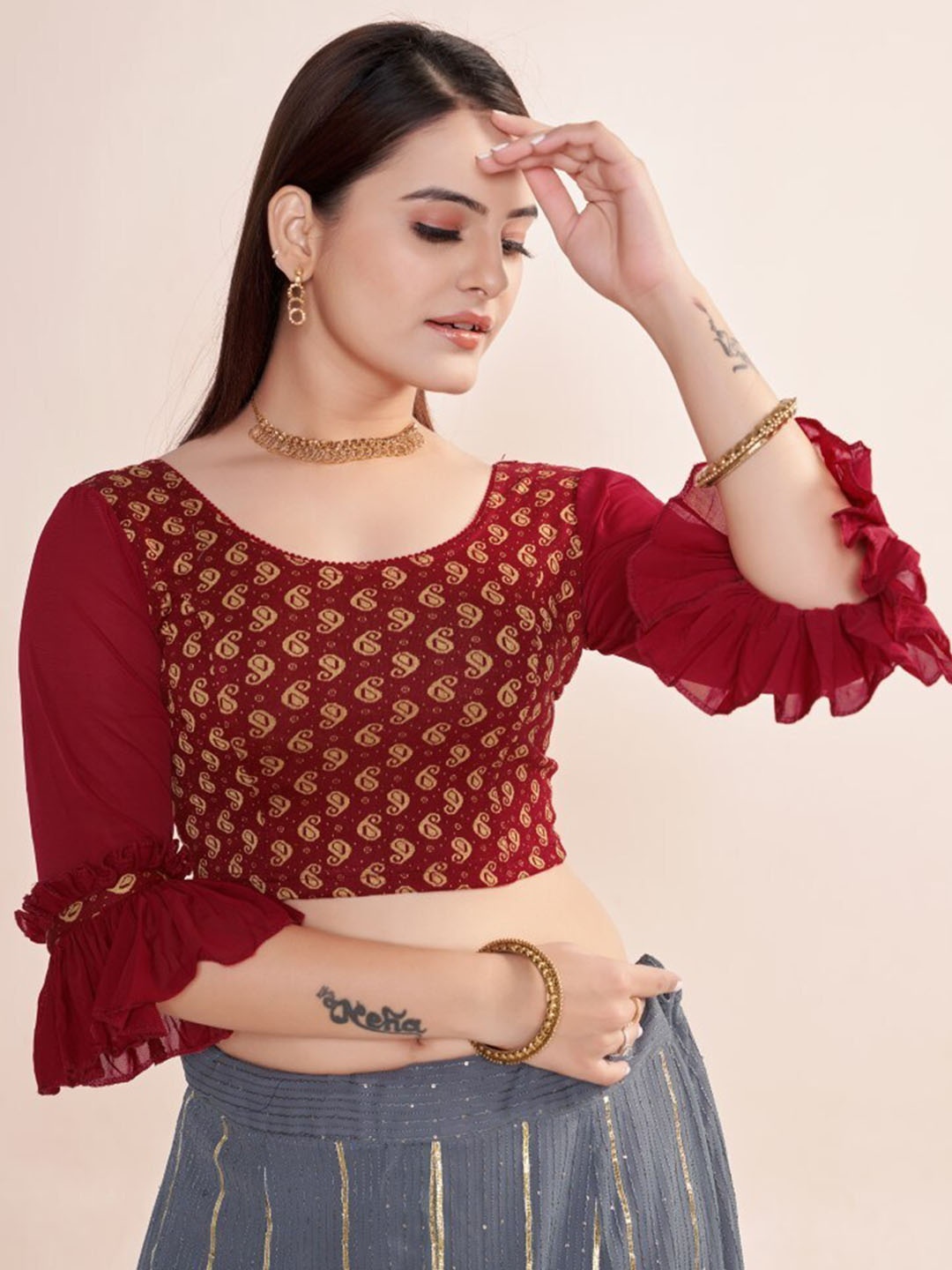 

HIMRISE Paisley Foil Printed Bell Sleeve Saree Blouse, Maroon