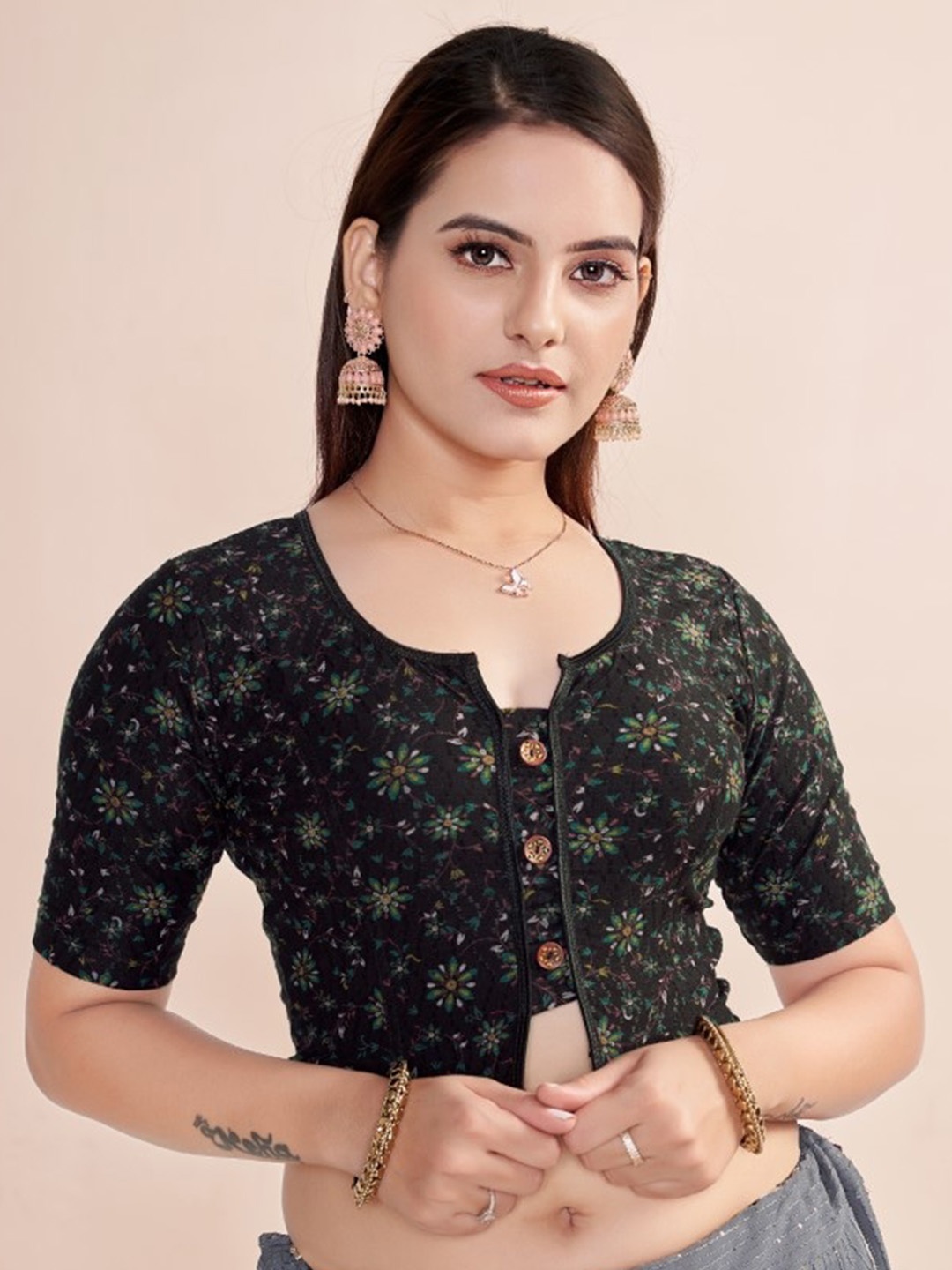 

HIMRISE Floral Printed Saree Blouse, Black