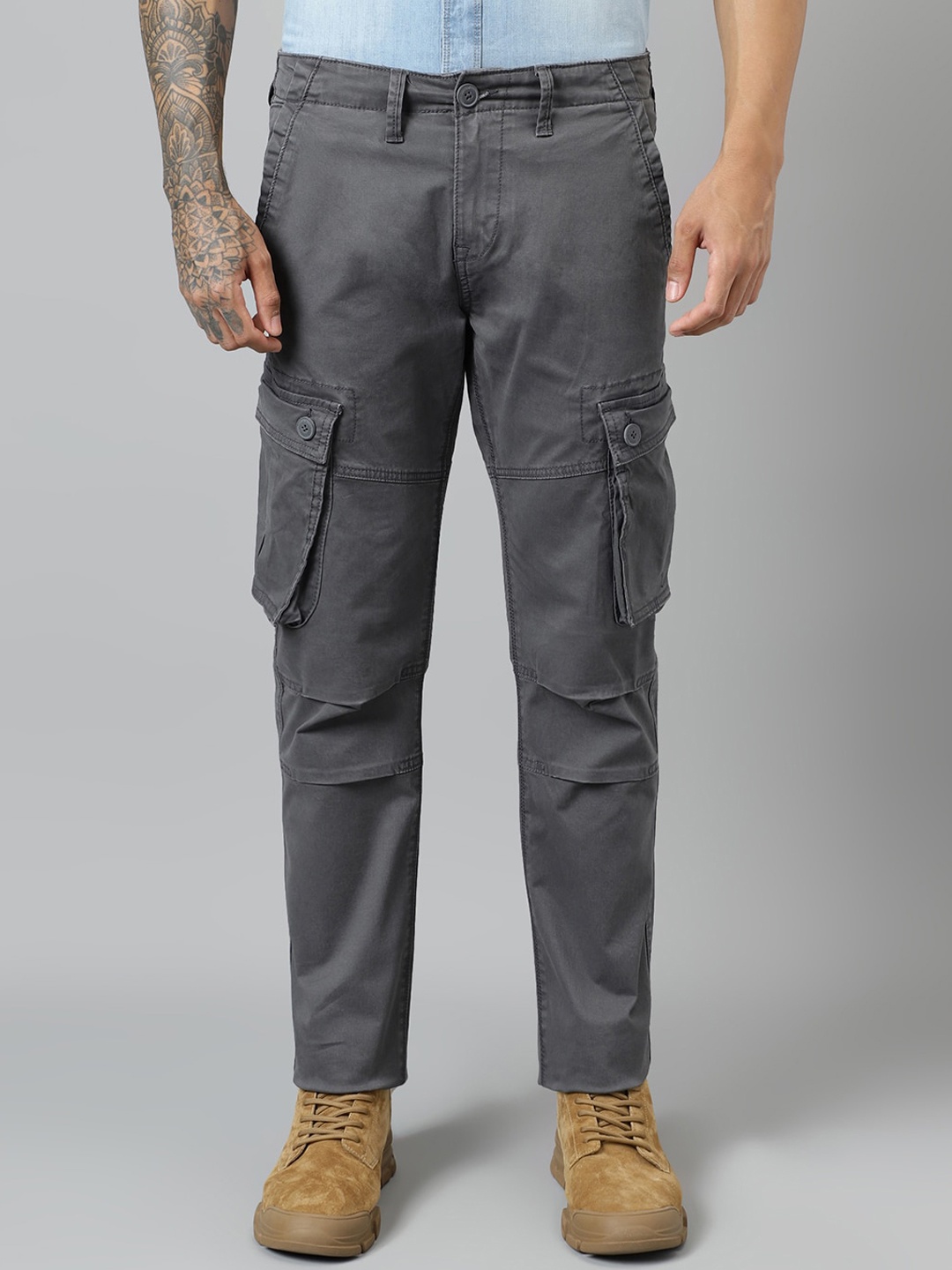 

Woodland Men Mid-Rise Regular Fit Cotton Joggers, Grey