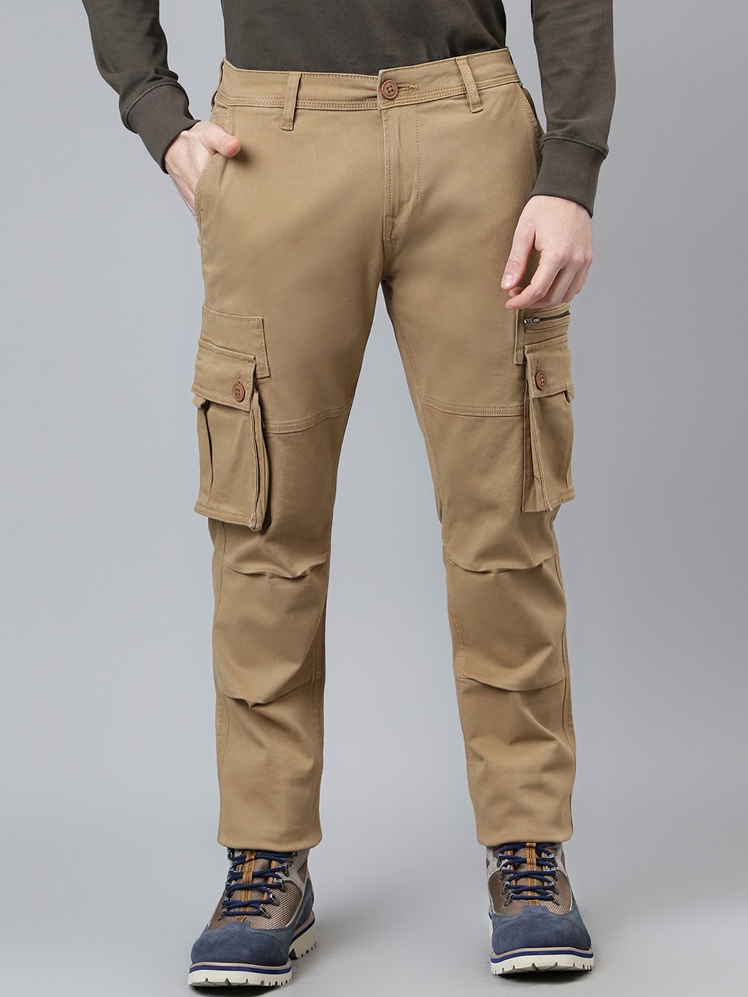 

Woodland Men Mid-Rise Regular Fit Cotton Joggers, Camel brown