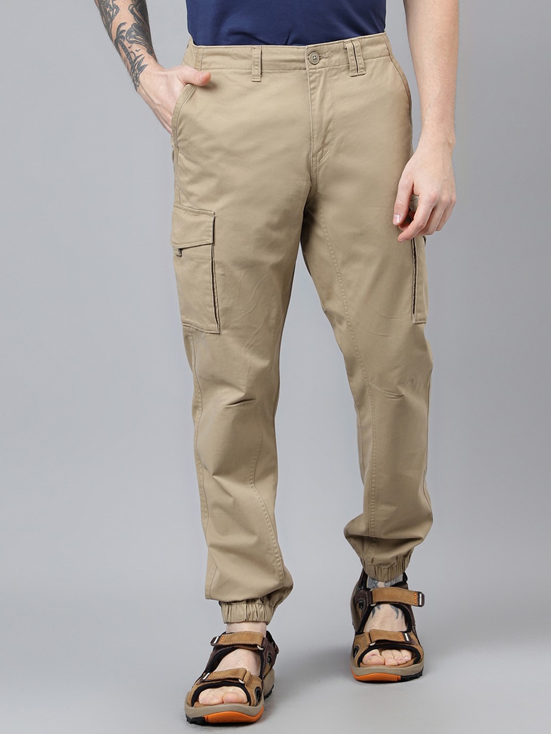 

Woodland Men Mid-Rise Regular Fit Cotton Joggers, Khaki