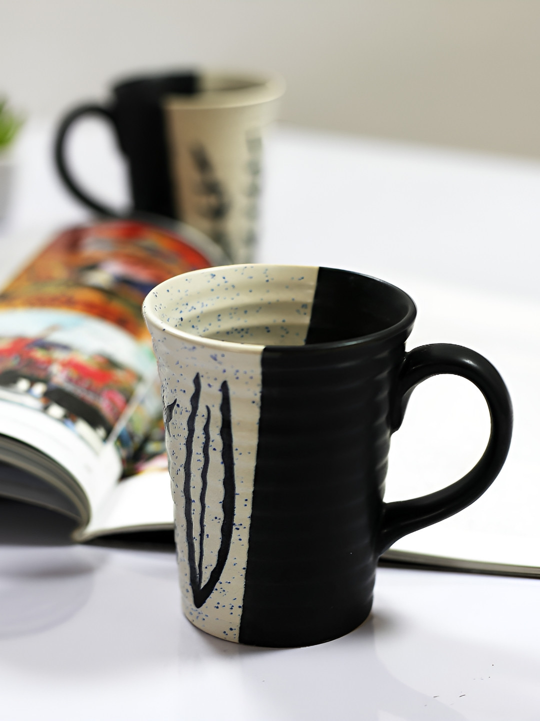 

Kittens Black & White 2 Pieces Microwave Safe Solid Ceramic Glossy Mugs 300ml
