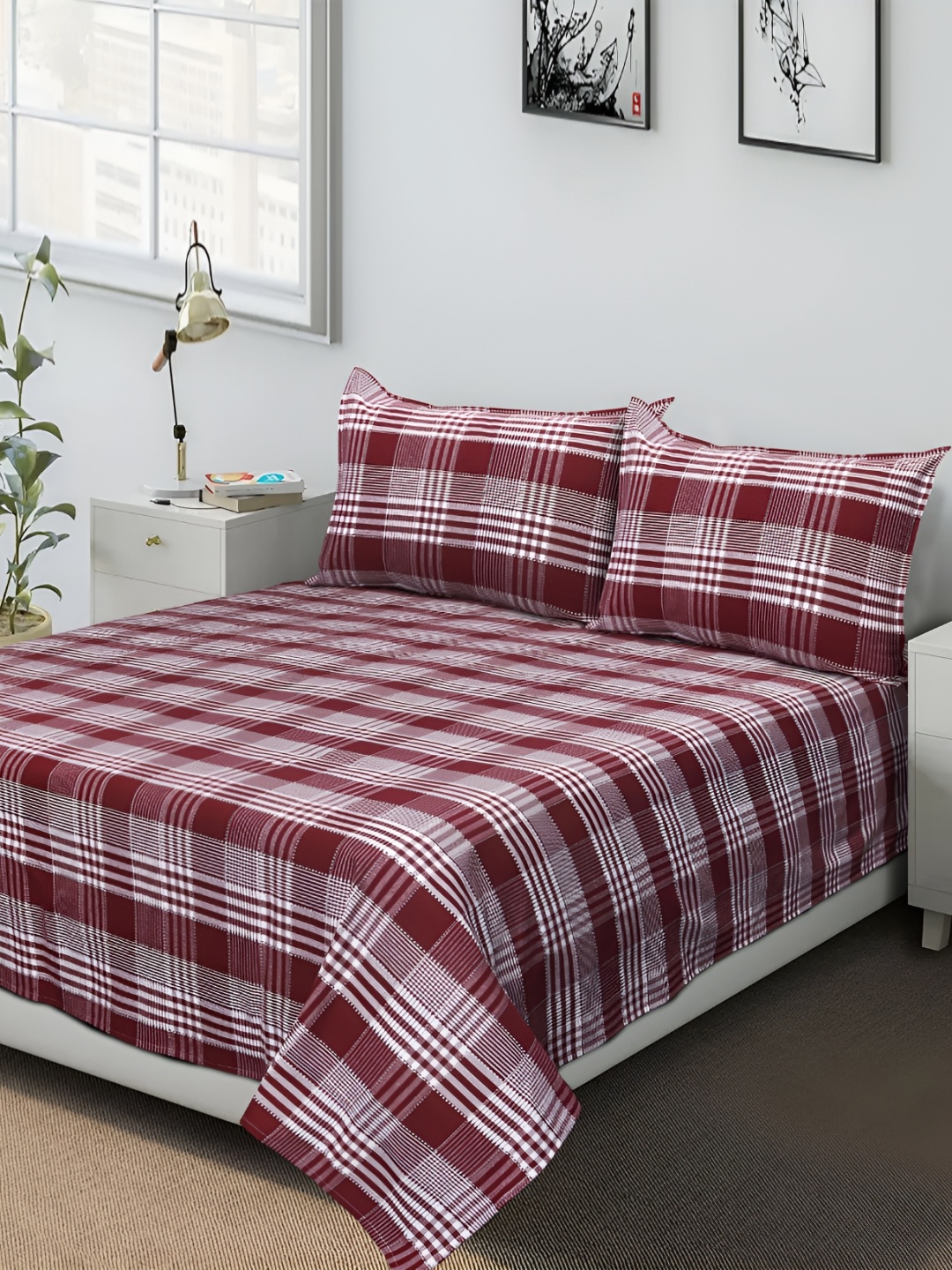 

Airwill Maroon Geometric Printed Cotton 104 TC Queen Bedsheet With 2 Pillow Covers