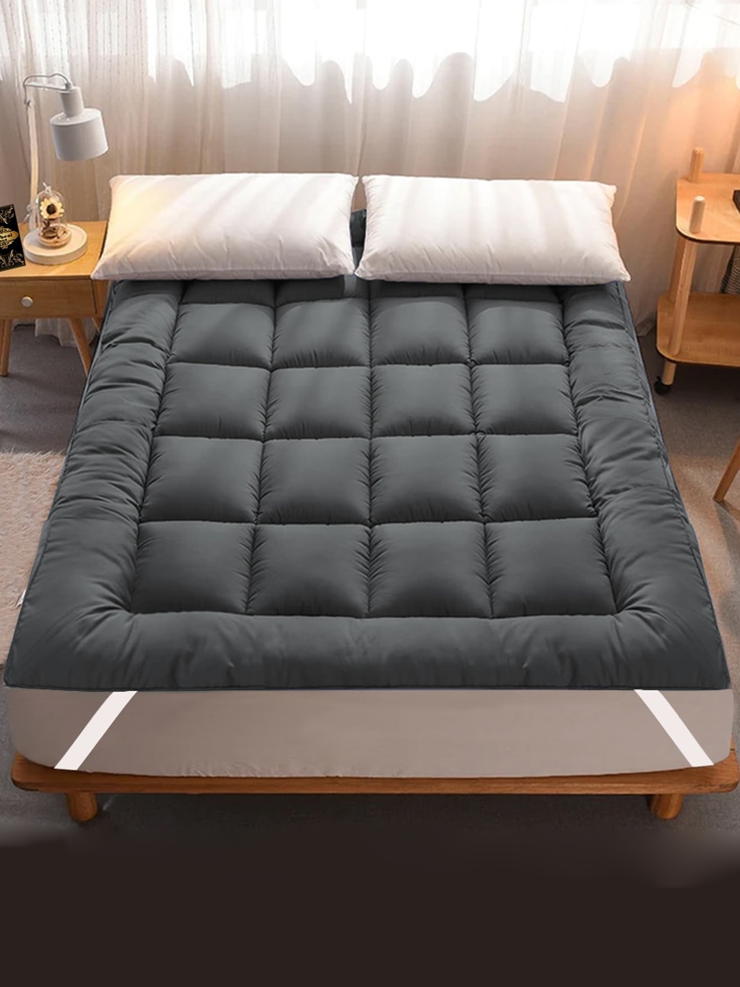 

Adbeni Grey 600 GSM Microfiber Quilted Breathable Mattress Protector