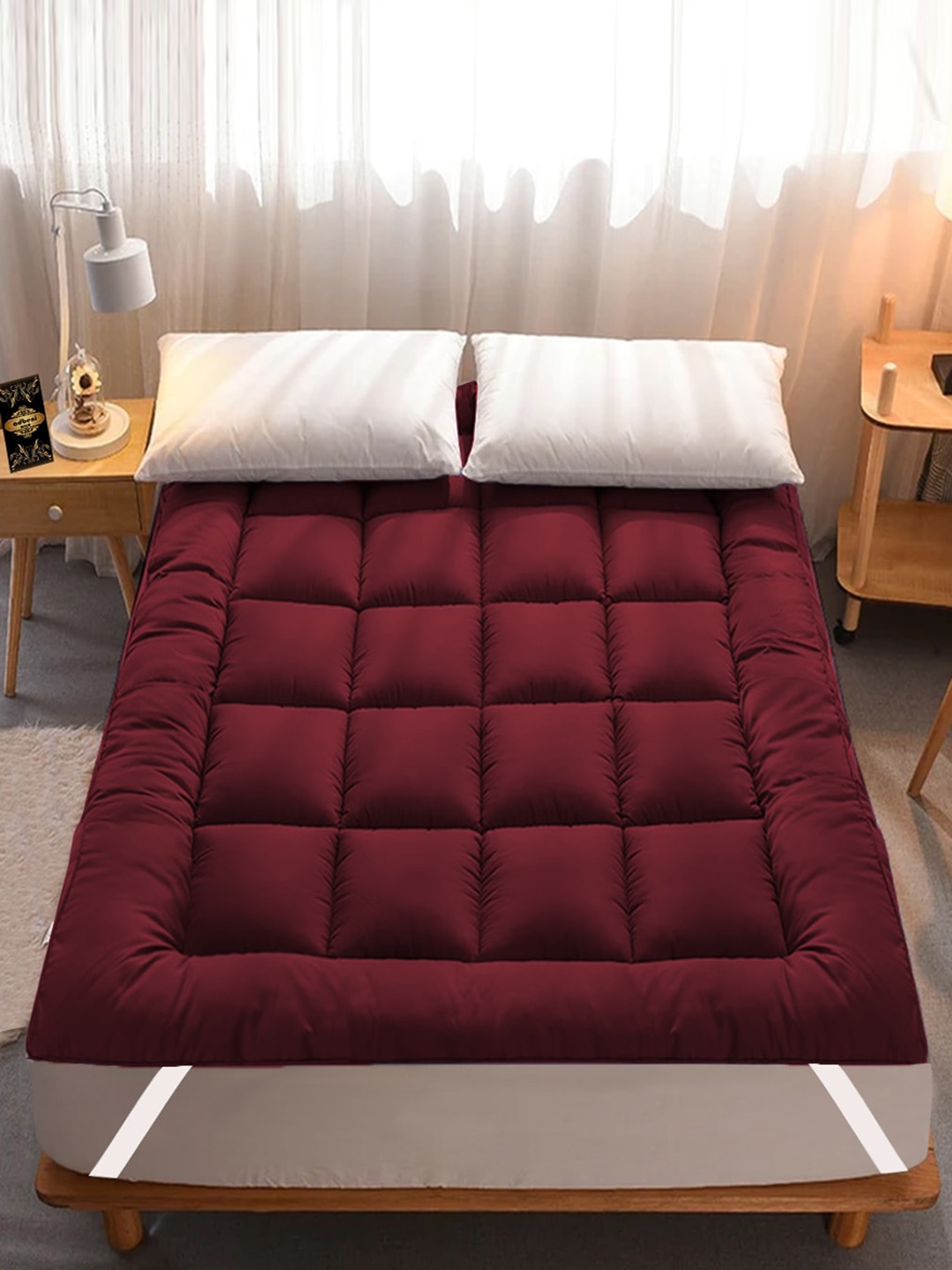 

Adbeni Maroon 600 GSM Microfiber Quilted Breathable Mattress Protector