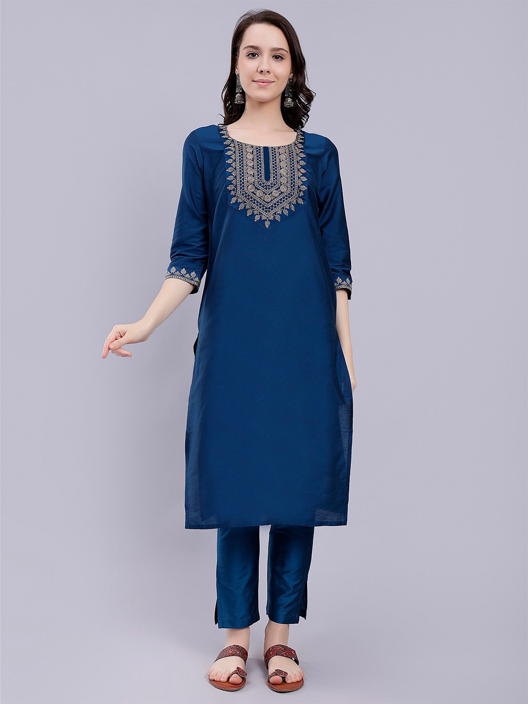 

soan Ethnic Motifs Embroidered Straight Kurta, Blue