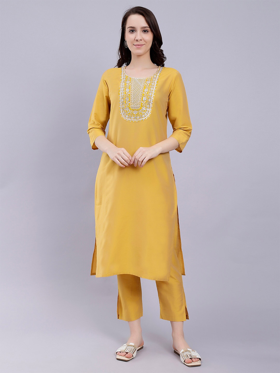 

soan Geometric Yoke Design Sequined Straight Kurta, Yellow