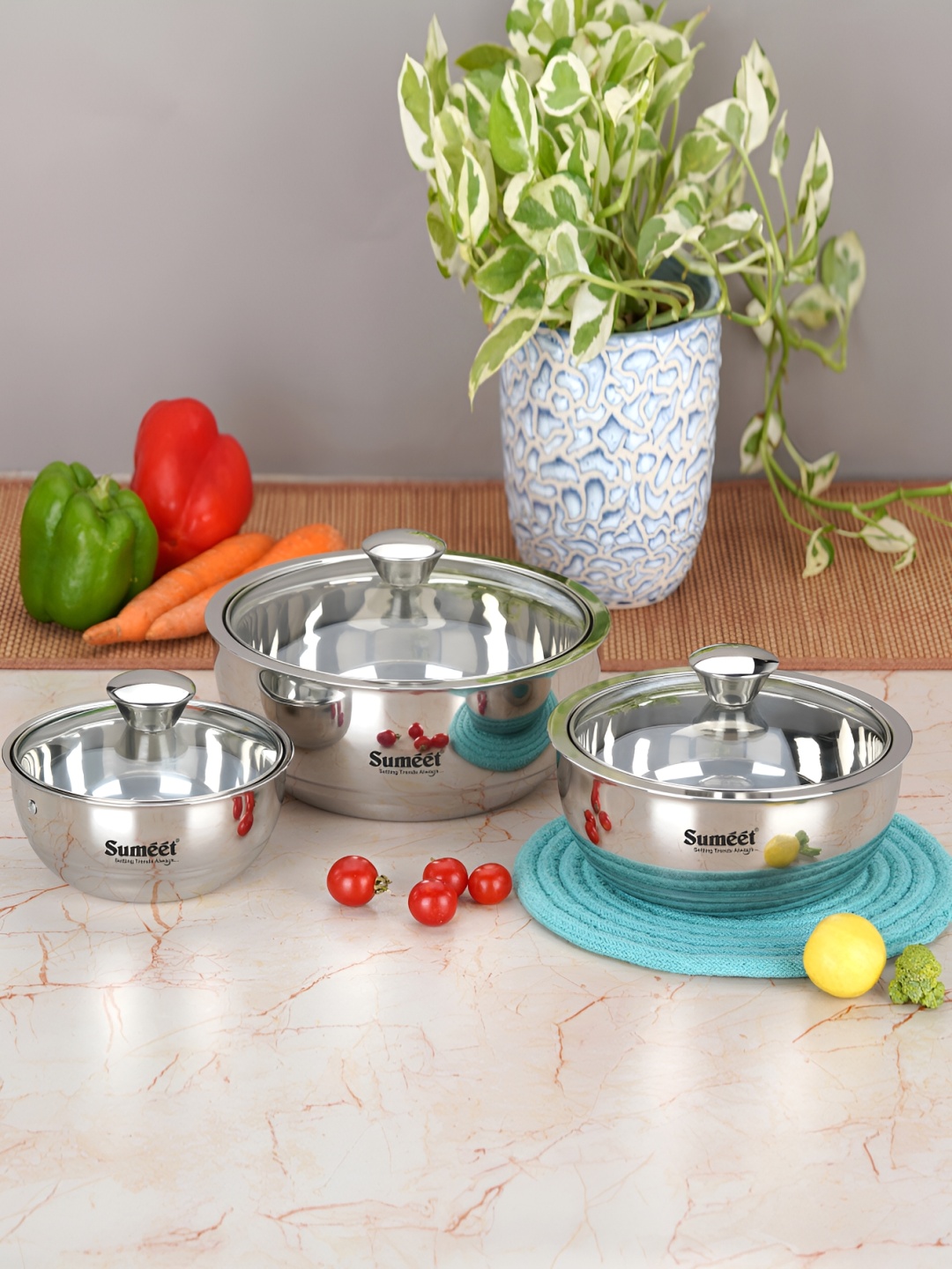 

Sumeet Pack of 3 Stainless Steel Double Wall Insulated Serving Casserole with Glass Lid, Silver