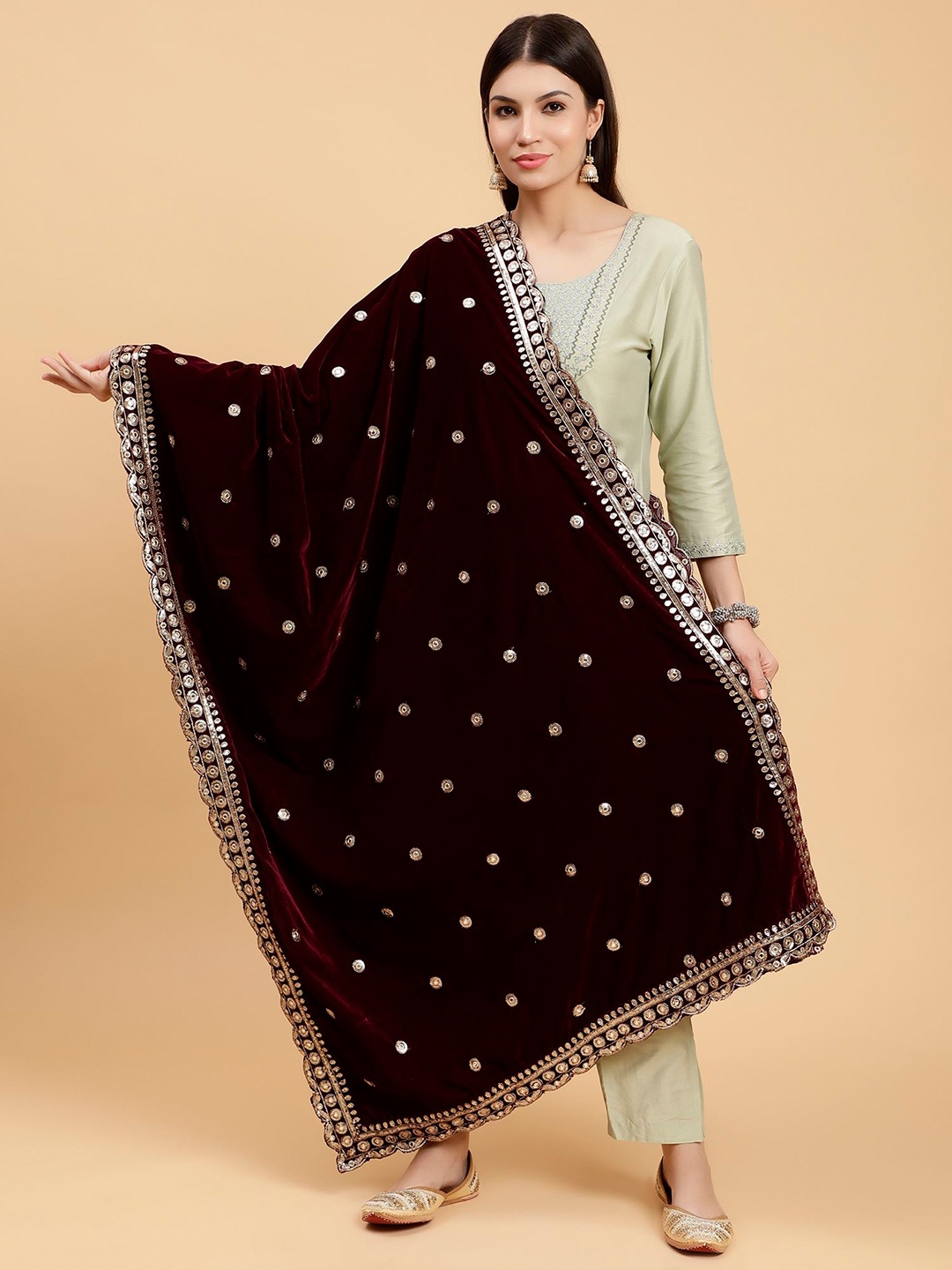 

Moda Chales Embroidered Sequined Velvet Dupatta, Burgundy