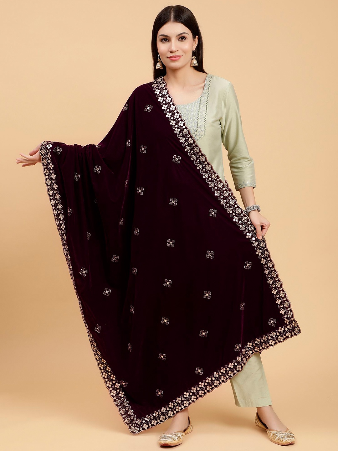 

Moda Chales Floral Embroidered Sequined Velvet Dupatta, Burgundy