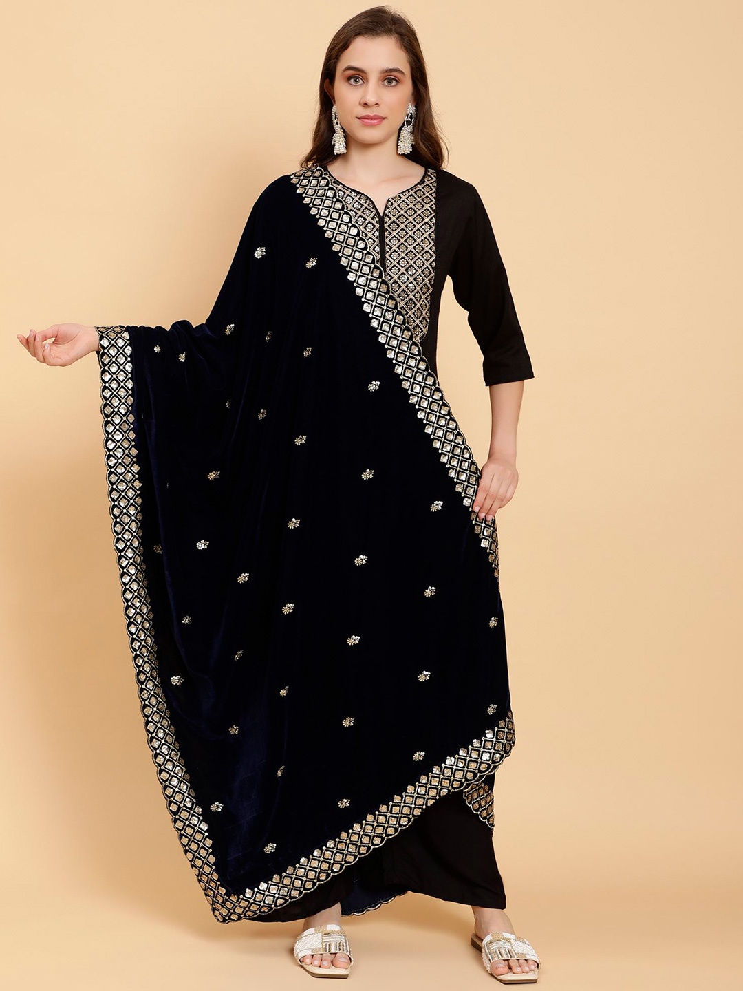 

Moda Chales Floral Embroidered Sequinned Velvet Dupatta, Navy blue