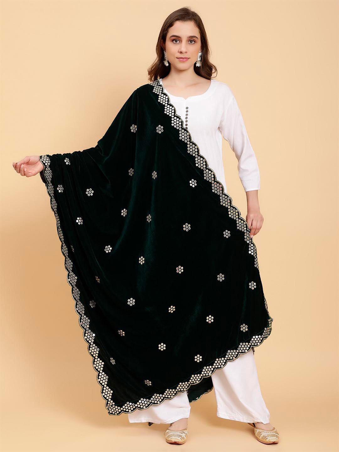 

Moda Chales Embroidered Sequined Velvet Dupatta, Green