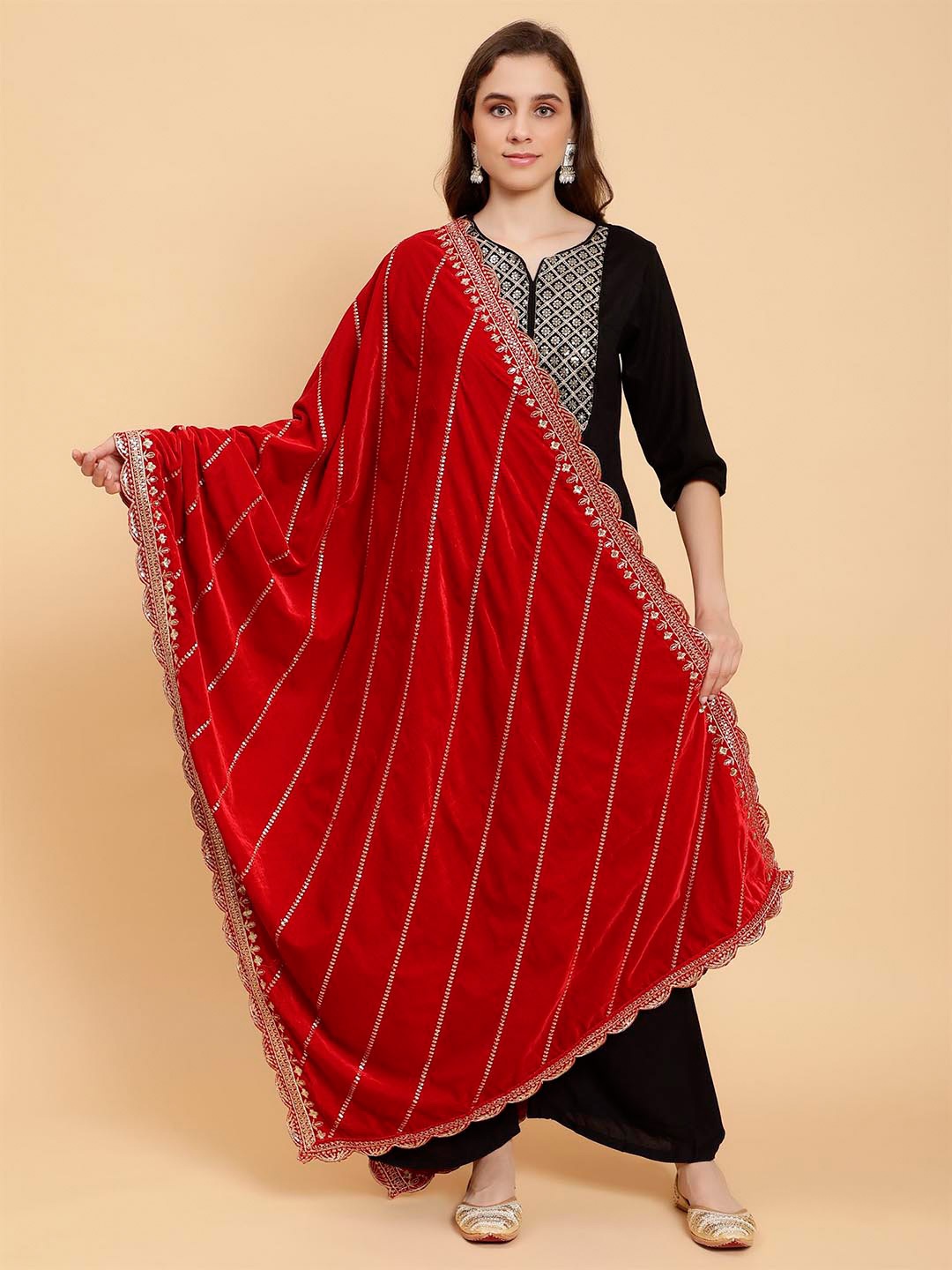 

Moda Chales Embroidered Sequined Velvet Dupatta, Red