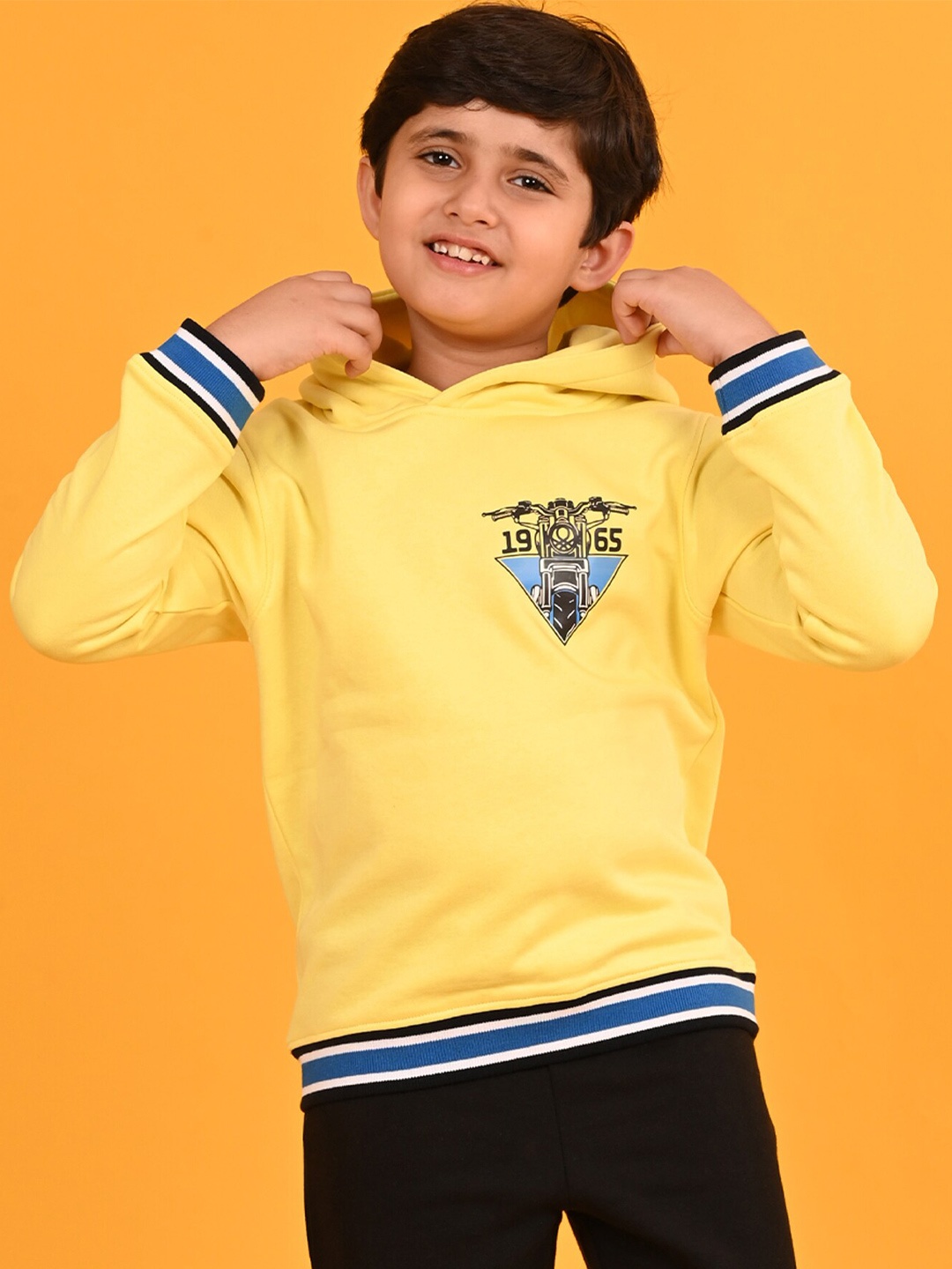 

Anthrilo Boys Graphic Printed Hooded Fleece Pullover, Yellow
