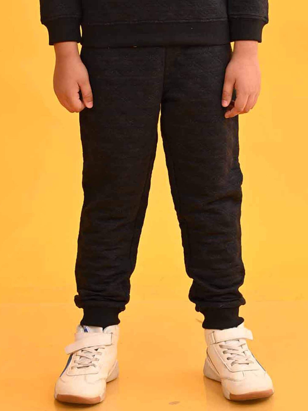

Anthrilo Boys Relaxed Knitted Mid-Rise Joggers, Black