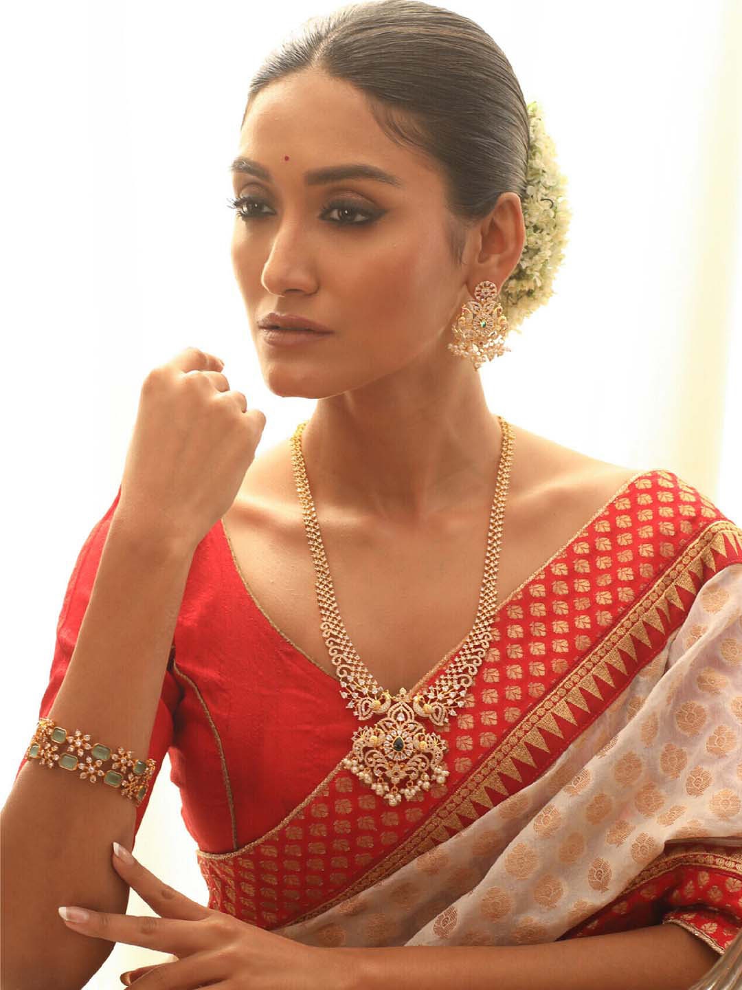 

Tarinika Gold-Plated Cubic Zirconia Studded Necklace Set