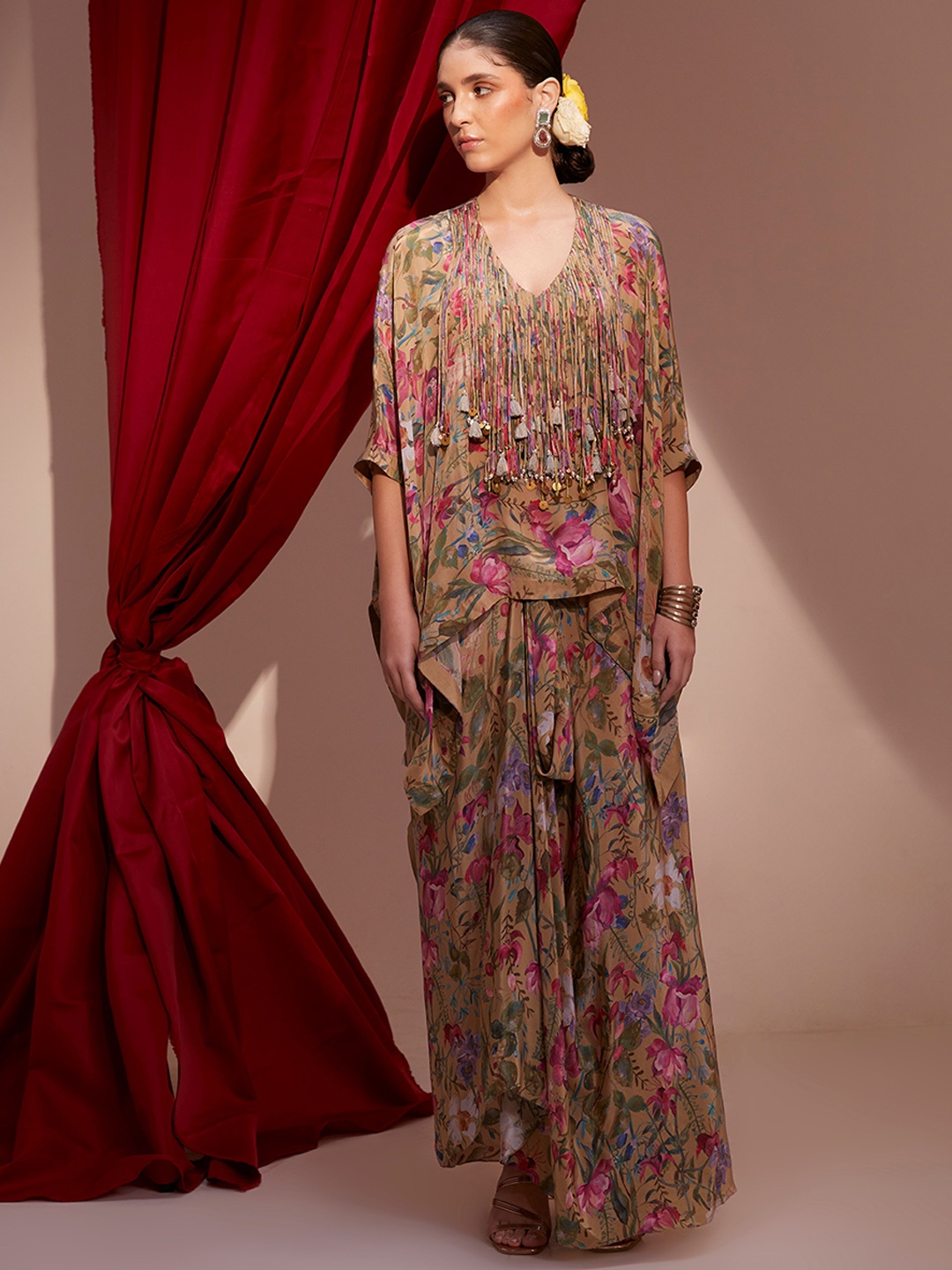 

NEHHA NHATA Floral Printed Tassel Kaftan Top With Maxi Skirt, Beige