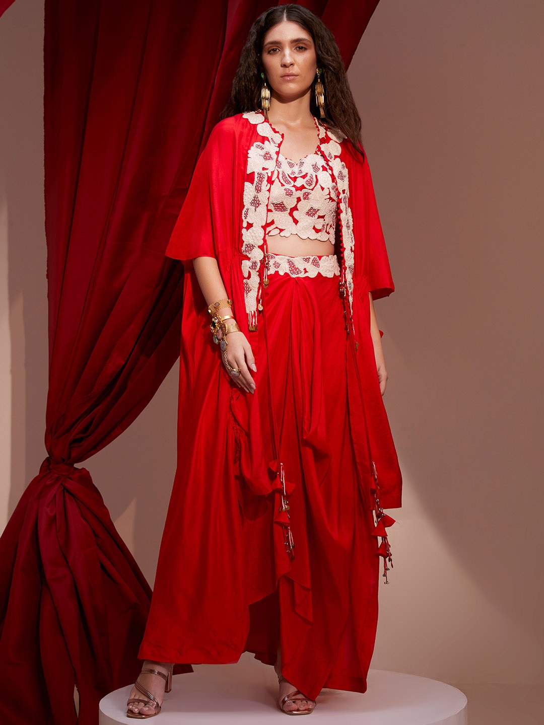 

NEHHA NHATA Embroidered Pure Silk Crop Top With Shrug & Skirt, Red