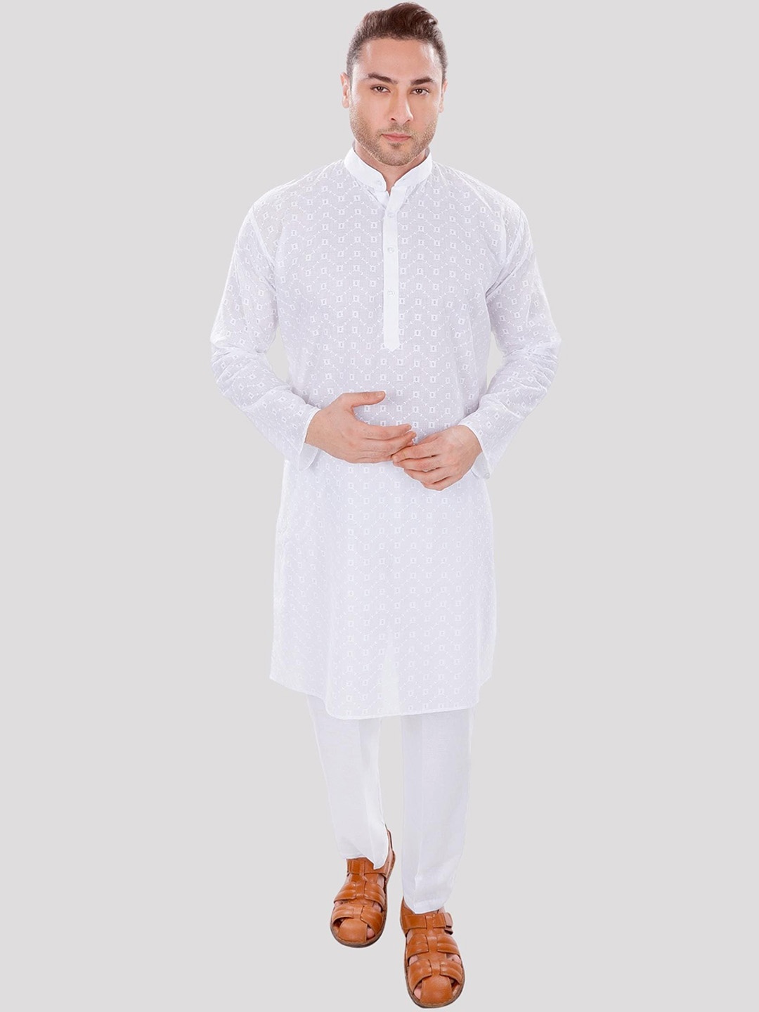 

Maharaja Geometric Embroidered Band Collar Chikankari Pure Cotton Kurta with Pyjamas, White